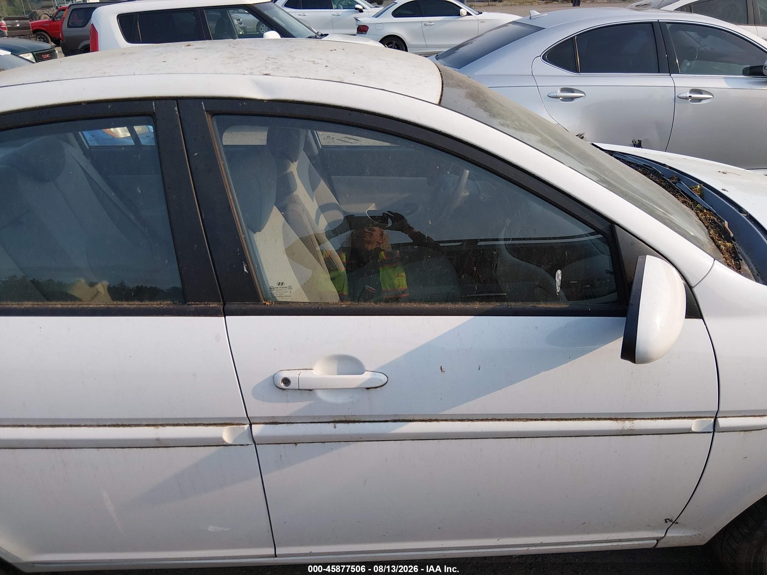 2008 Hyundai Accent Gls White vin: KMHCN46C28U243770