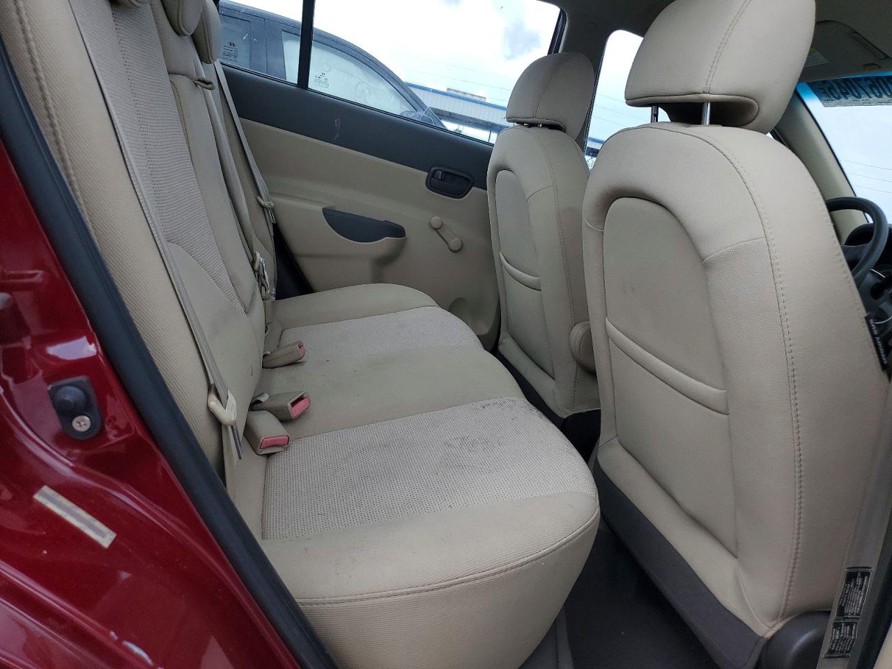 2008 Hyundai Accent Gls Red vin: KMHCN46C28U275957