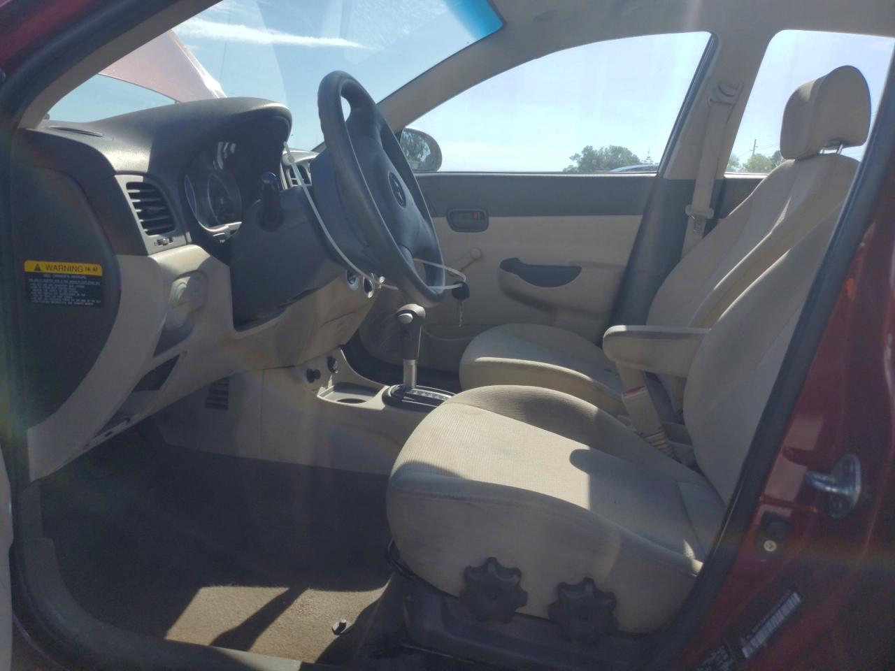 2008 Hyundai Accent Gls Red vin: KMHCN46C28U275957