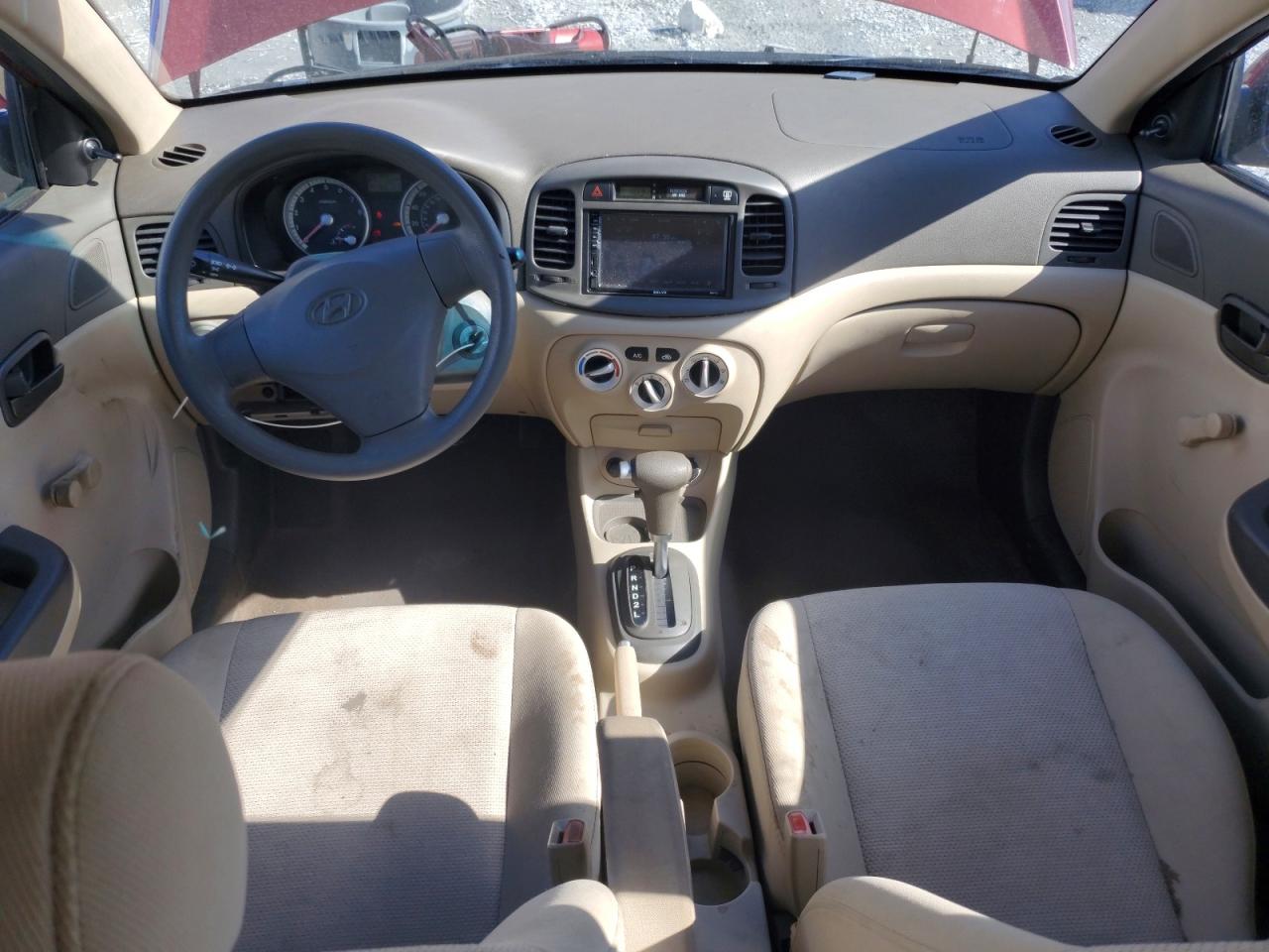 2008 Hyundai Accent Gls Red vin: KMHCN46C28U275957
