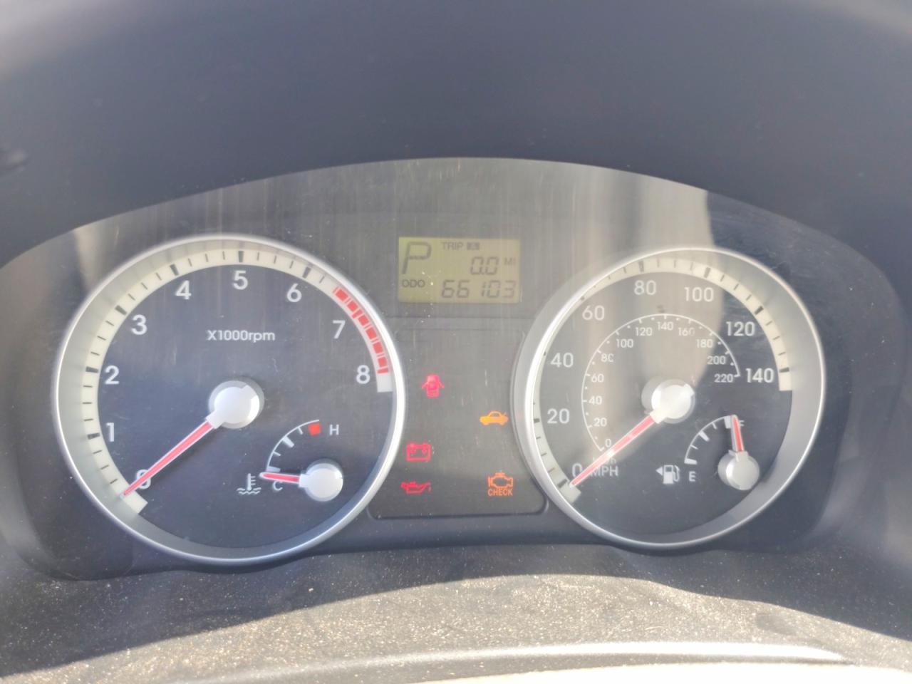 2008 Hyundai Accent Gls Red vin: KMHCN46C28U275957