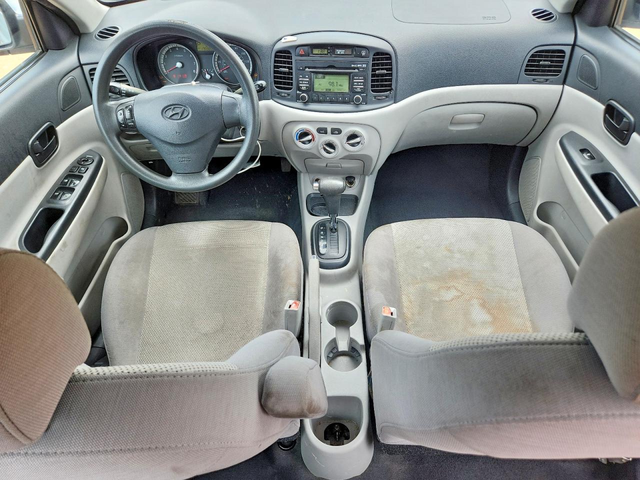 2009 Hyundai Accent Gls Серебряный vin: KMHCN46C29U339481