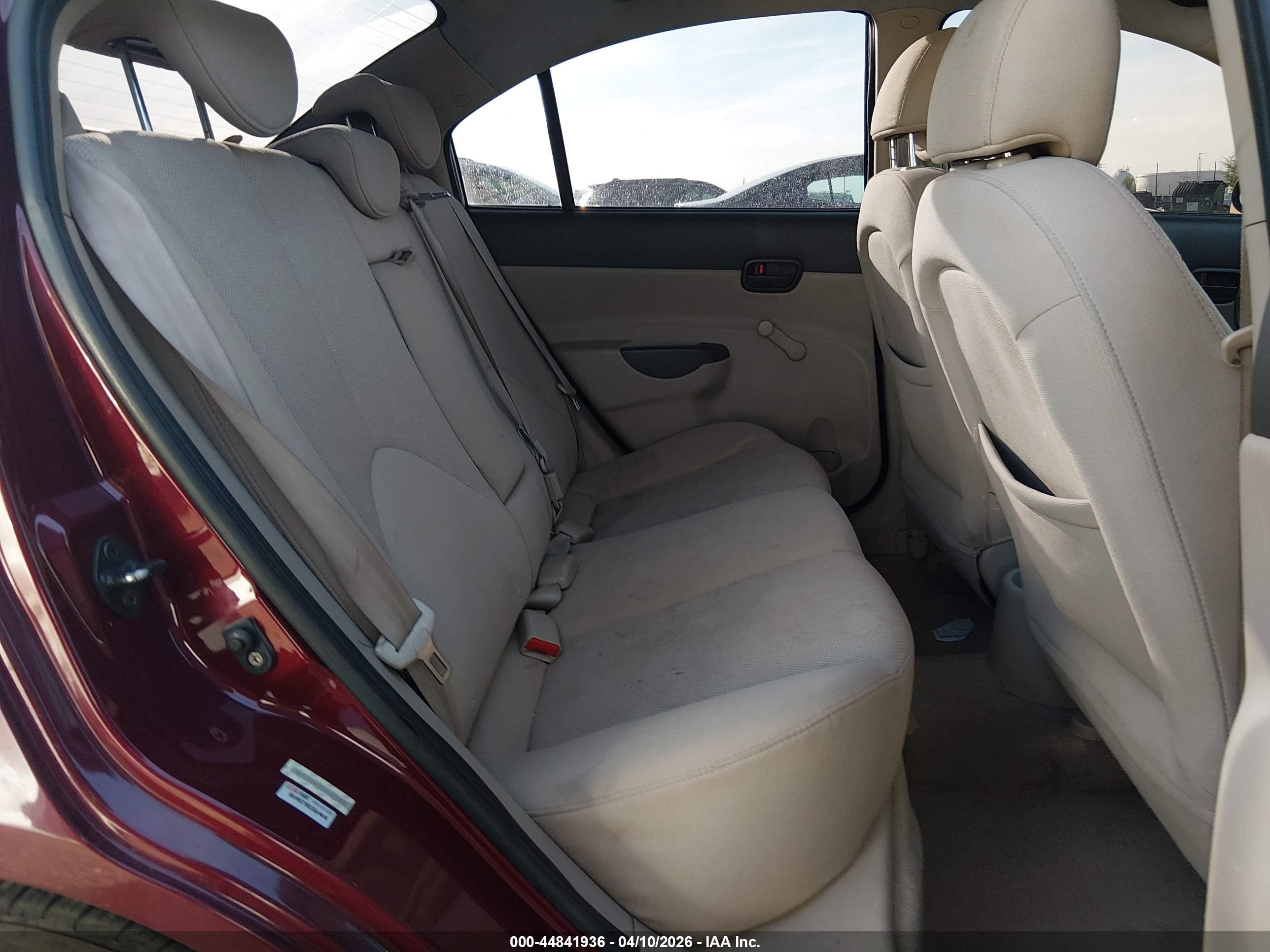 2007 Hyundai Accent Gls Красный vin: KMHCN46C37U121255