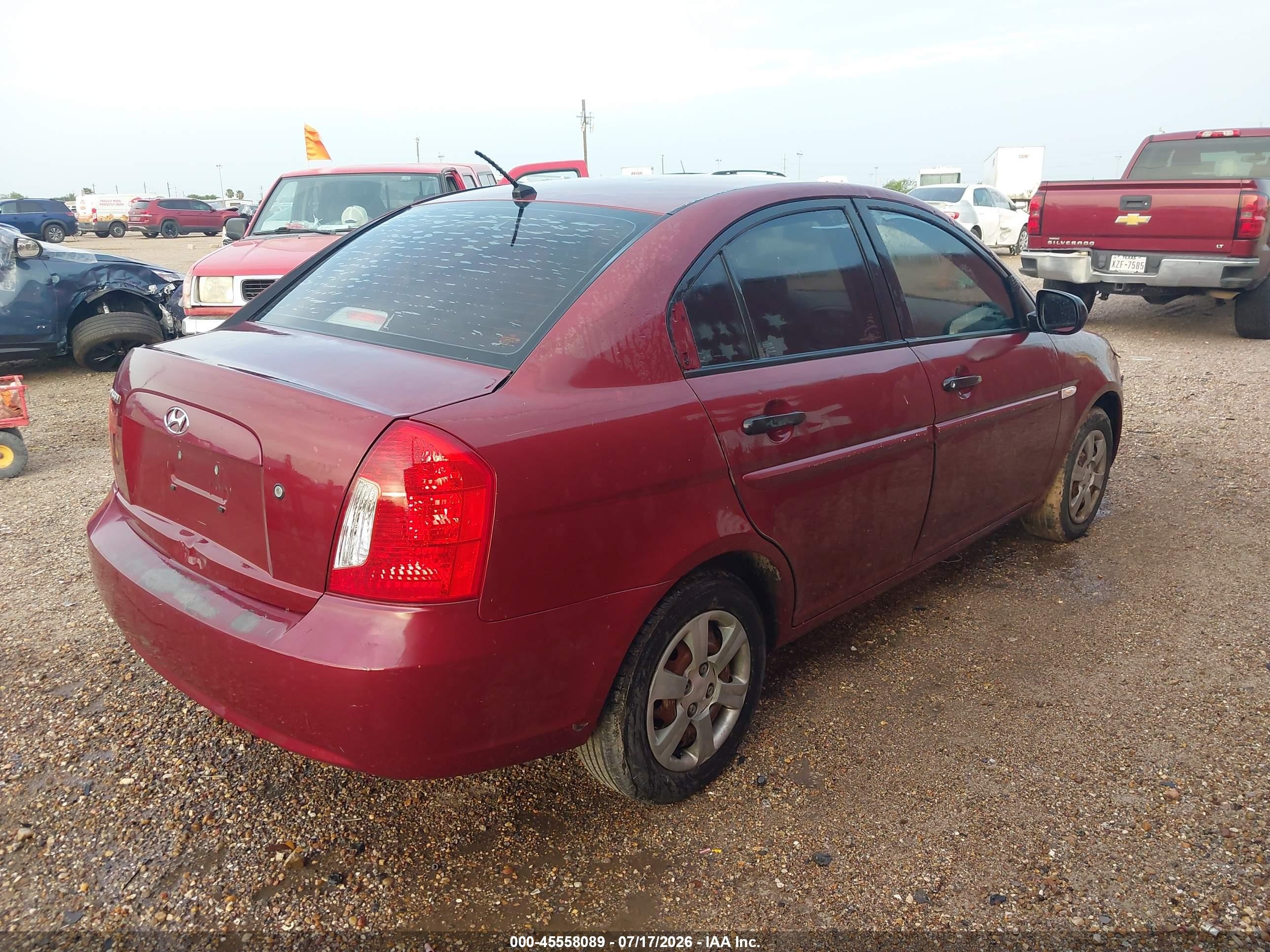 2007 Hyundai Accent Gls Maroon vin: KMHCN46C37U157320