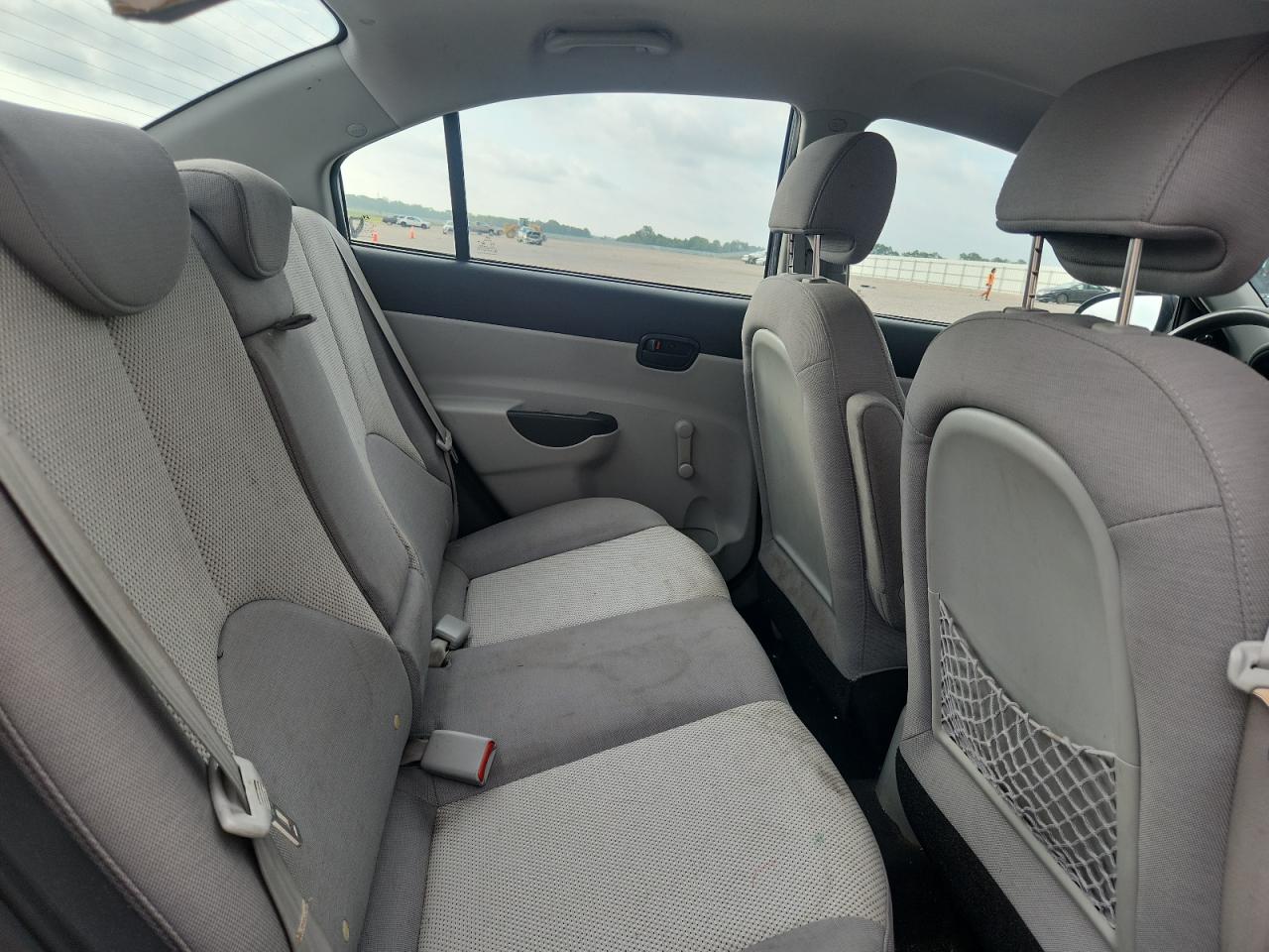 2009 Hyundai Accent Gls Gray vin: KMHCN46C39U299864