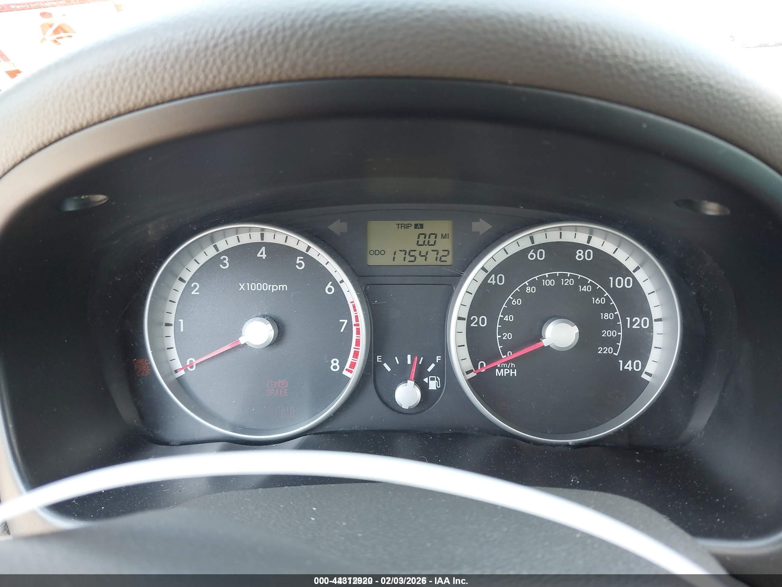 2009 Hyundai Accent Gls Red vin: KMHCN46C39U315075