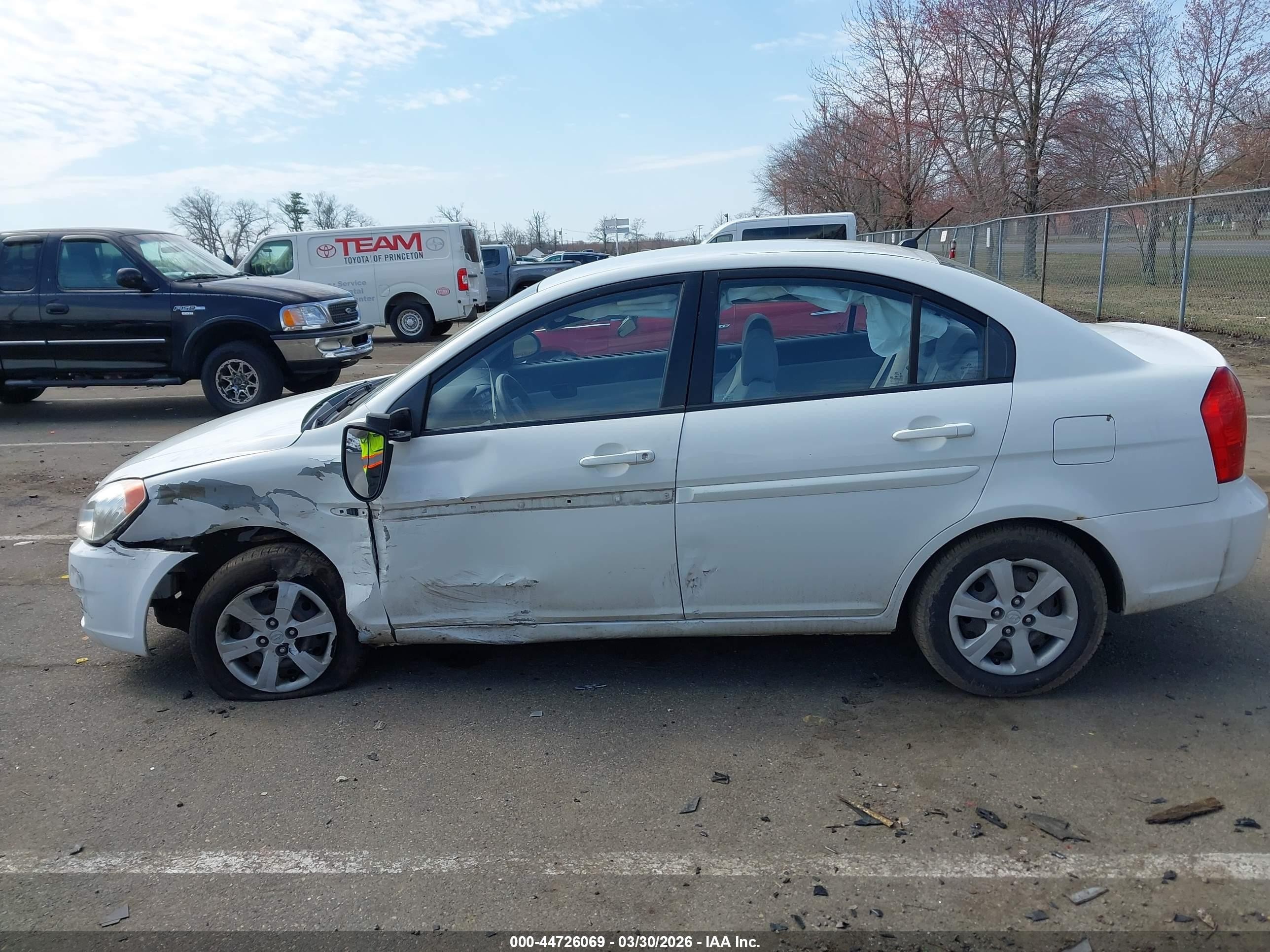 2009 Hyundai Accent Gls Black vin: KMHCN46C39U372005