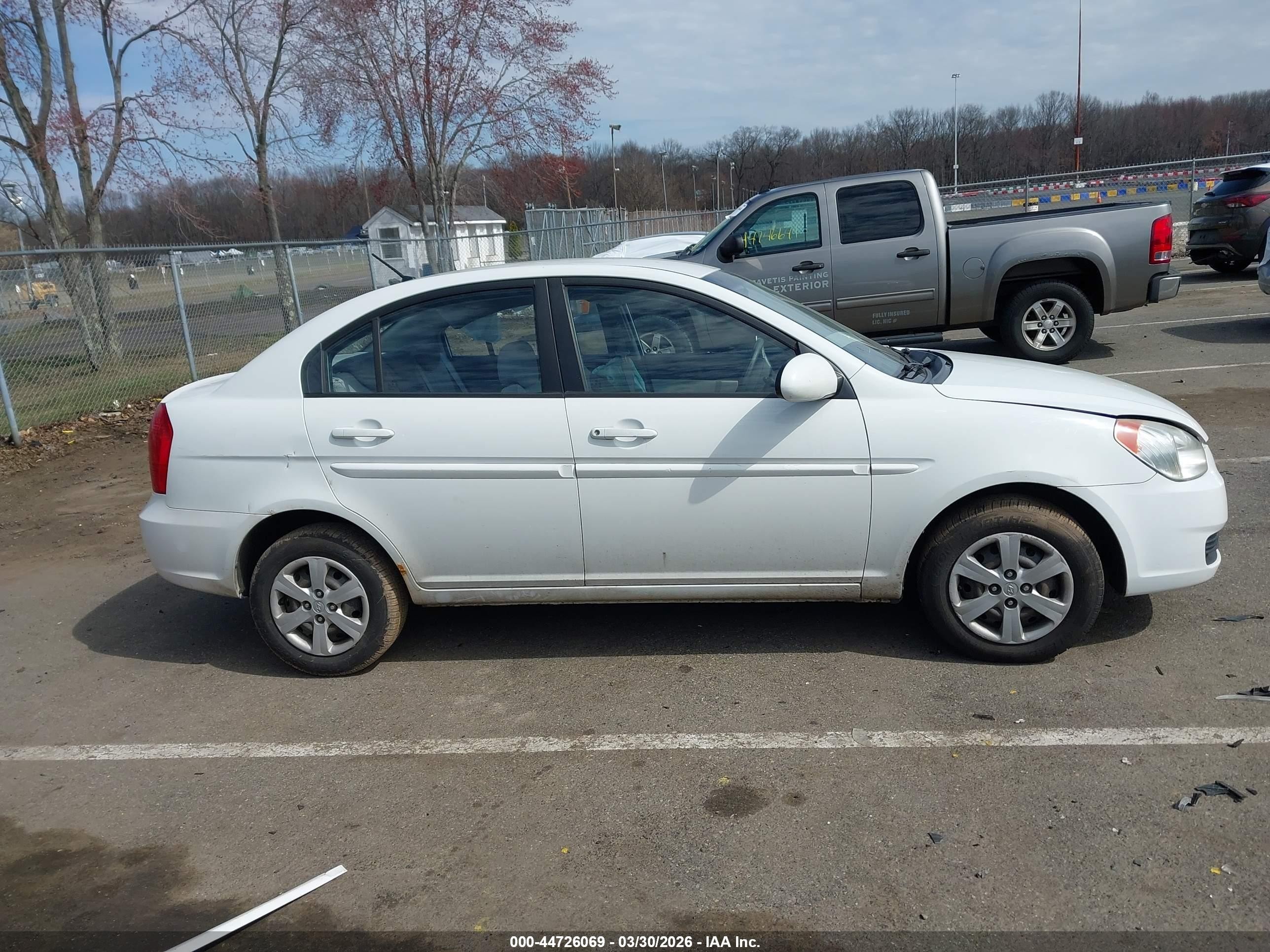 2009 Hyundai Accent Gls Black vin: KMHCN46C39U372005