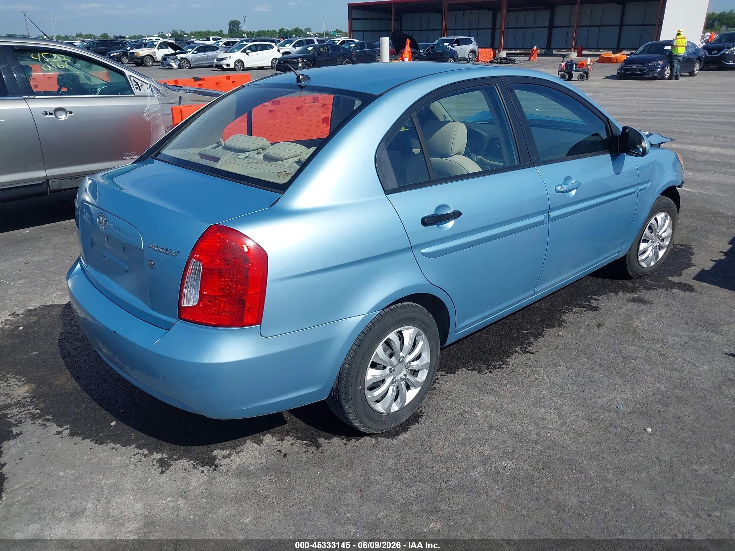 2009 Hyundai Accent Gls Blue vin: KMHCN46C39U374854