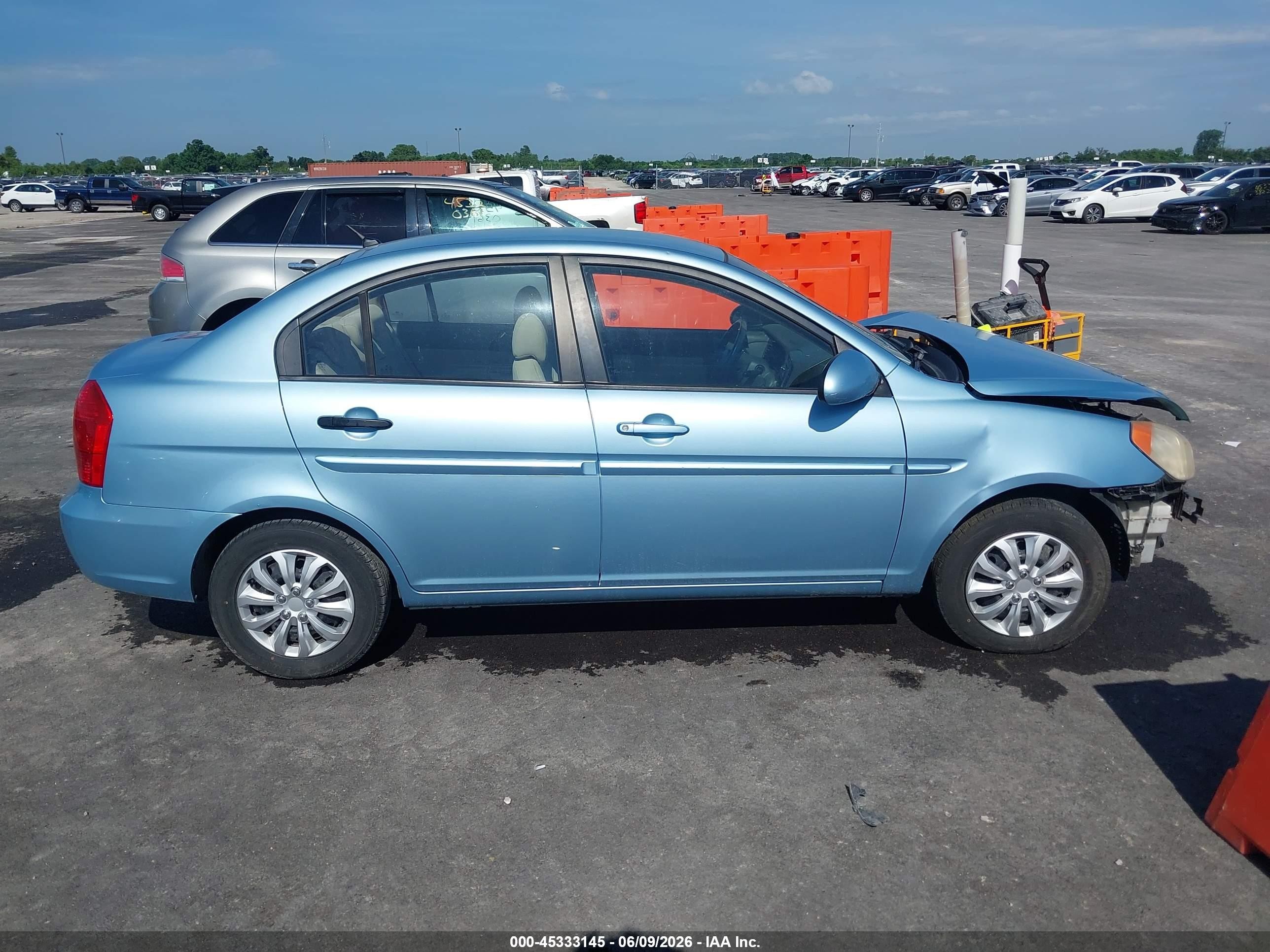 2009 Hyundai Accent Gls Blue vin: KMHCN46C39U374854