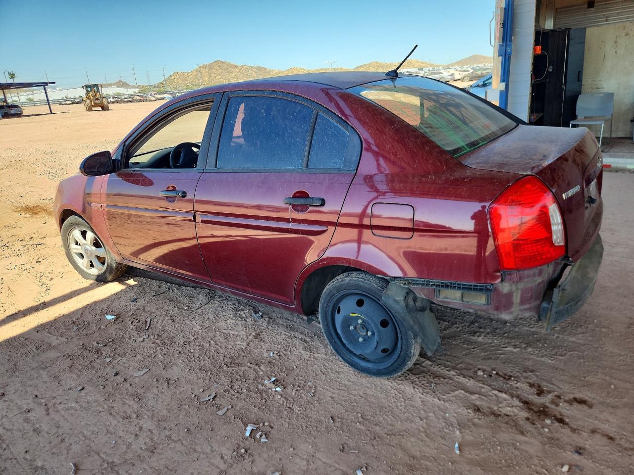 2006 Hyundai Accent Gls Red vin: KMHCN46C46U058259