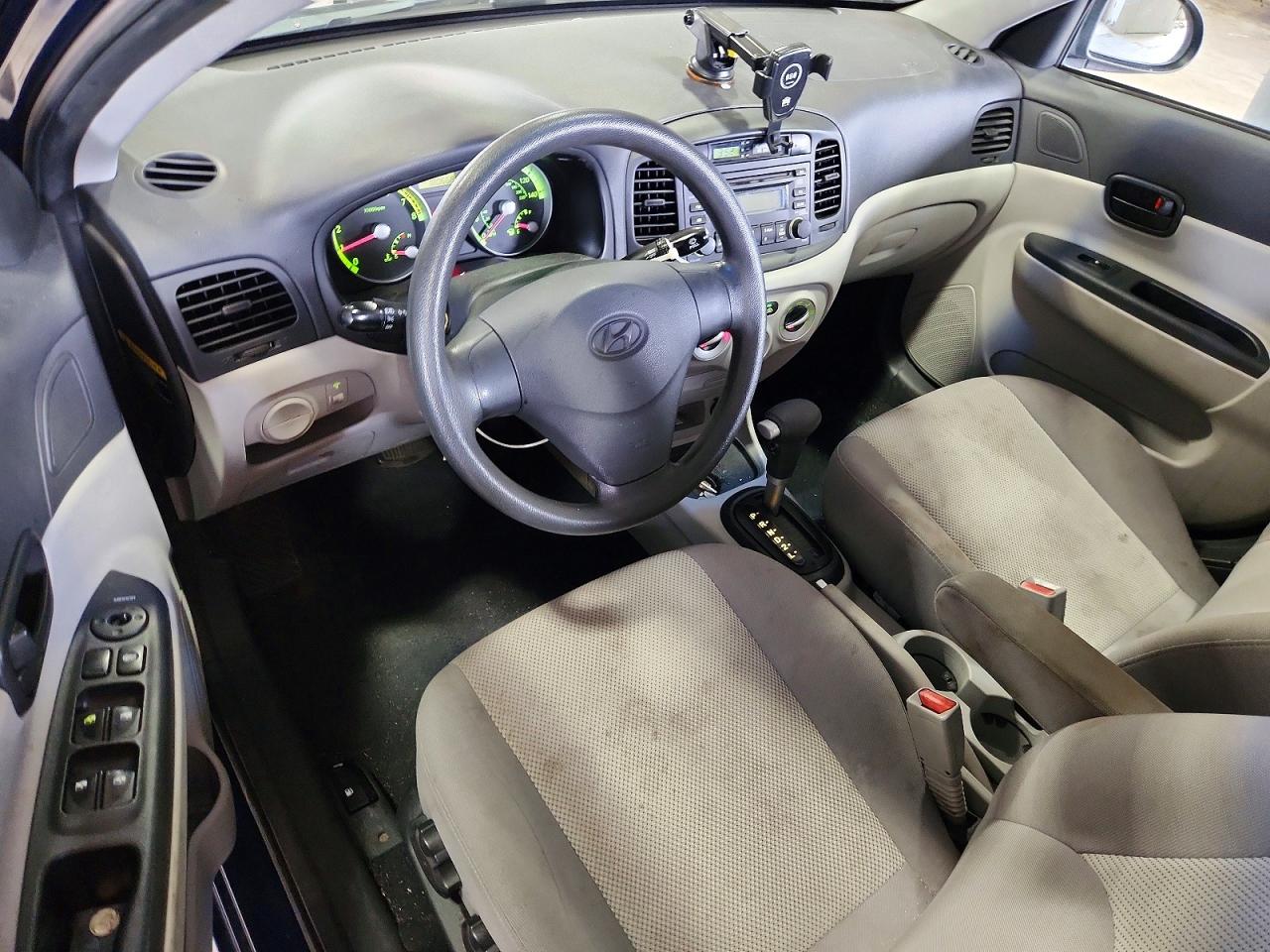 2008 Hyundai Accent Gls Blue vin: KMHCN46C48U201410