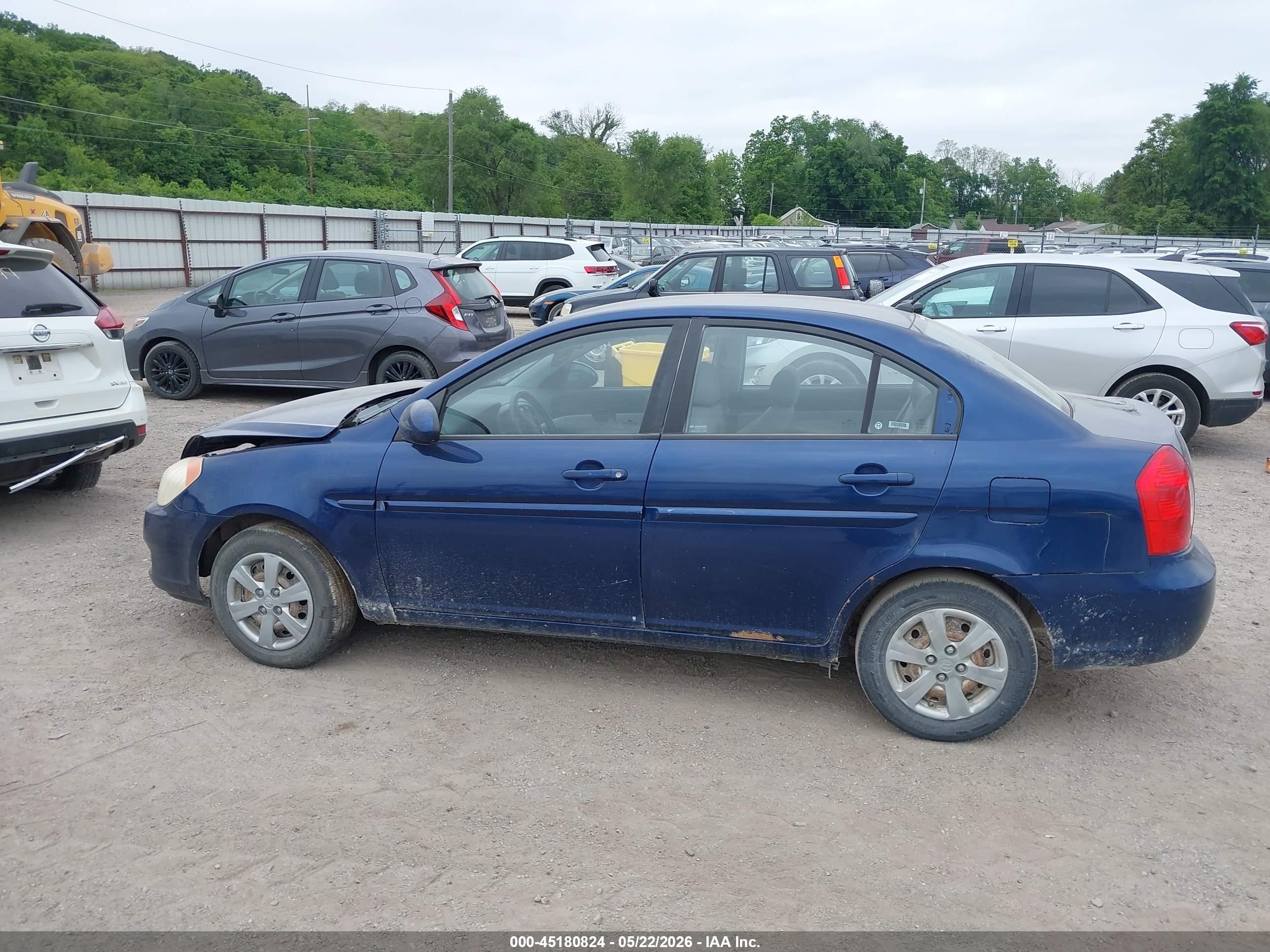 2008 Hyundai Accent Gls Blue vin: KMHCN46C48U210186