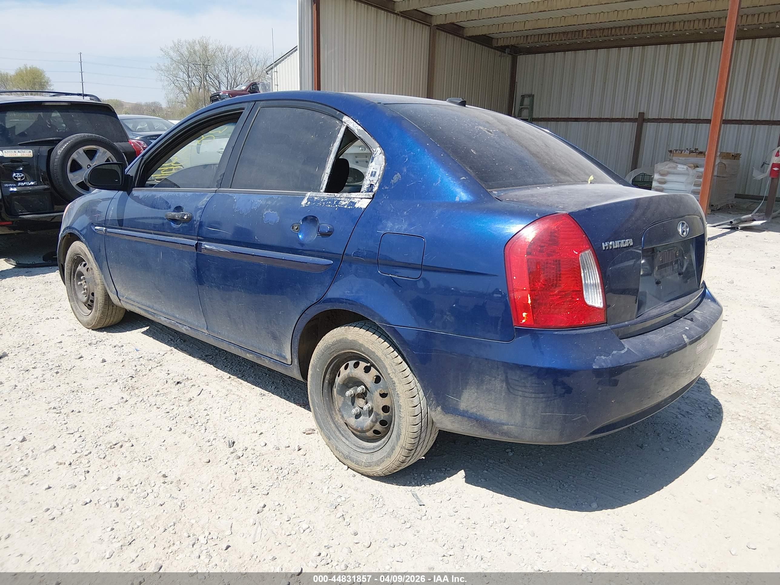 2009 Hyundai Accent Gls Blue vin: KMHCN46C49U328076