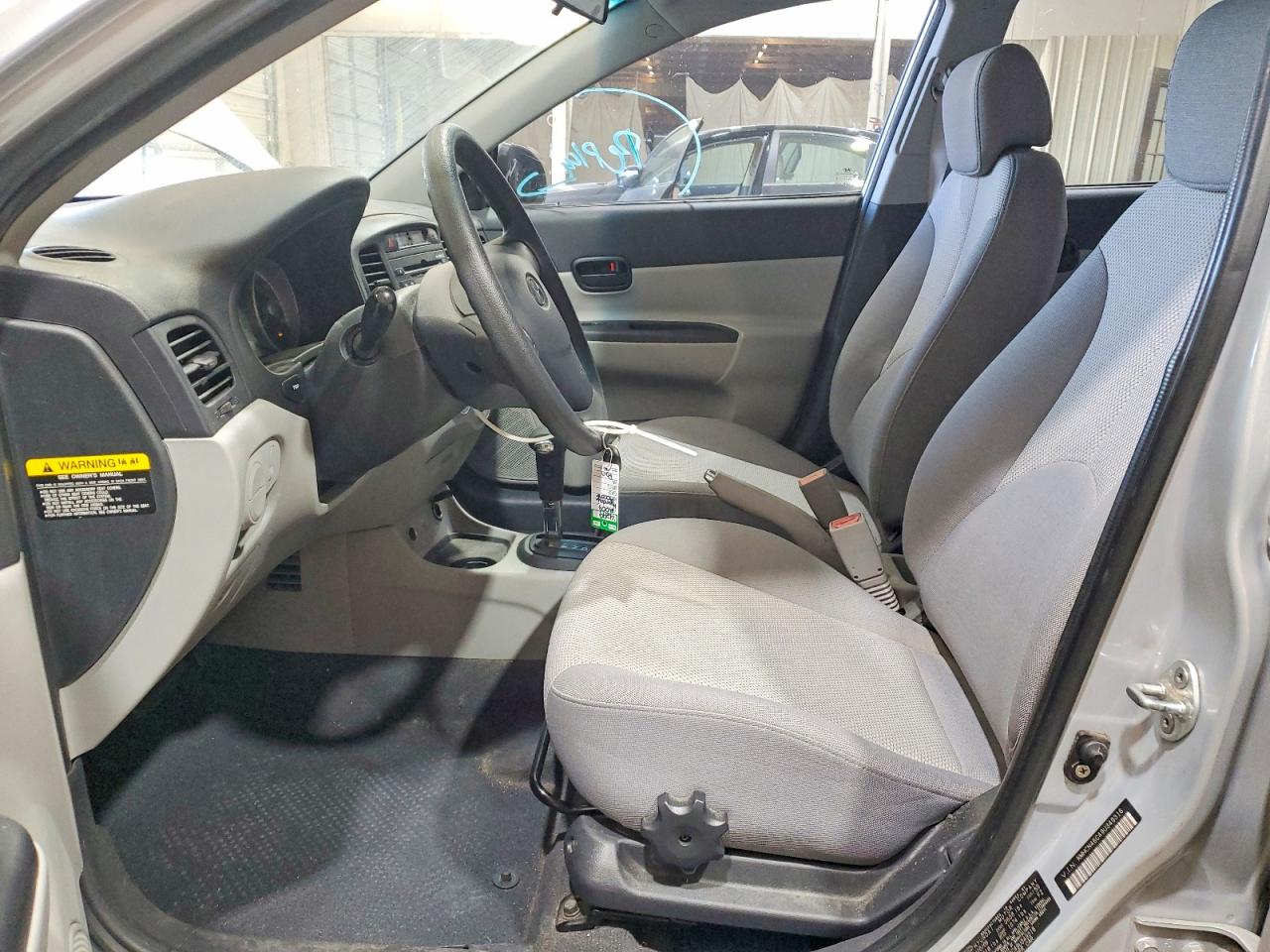 2009 Hyundai Accent Gls Silver vin: KMHCN46C49U349316