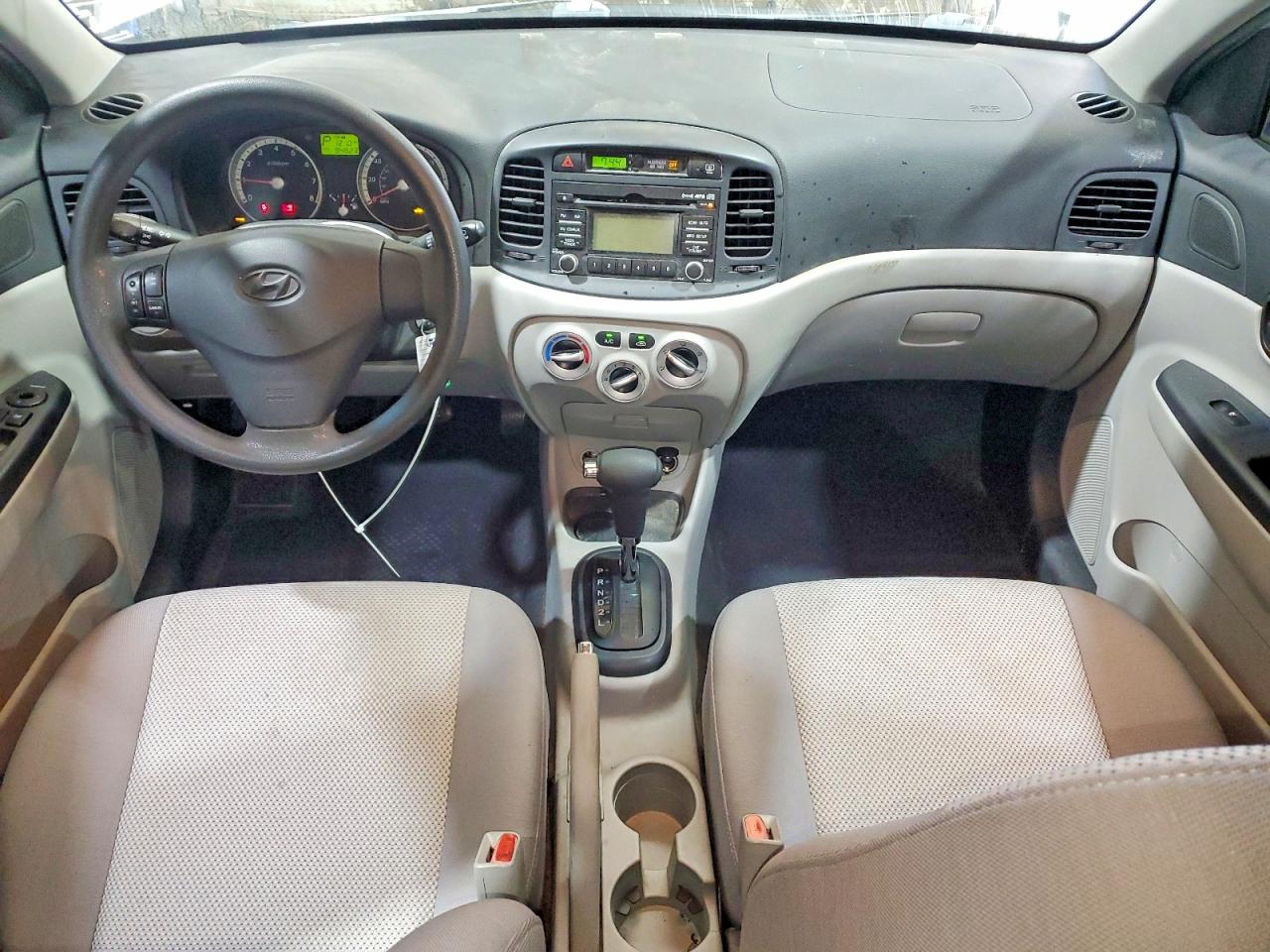 2009 Hyundai Accent Gls Silver vin: KMHCN46C49U349316