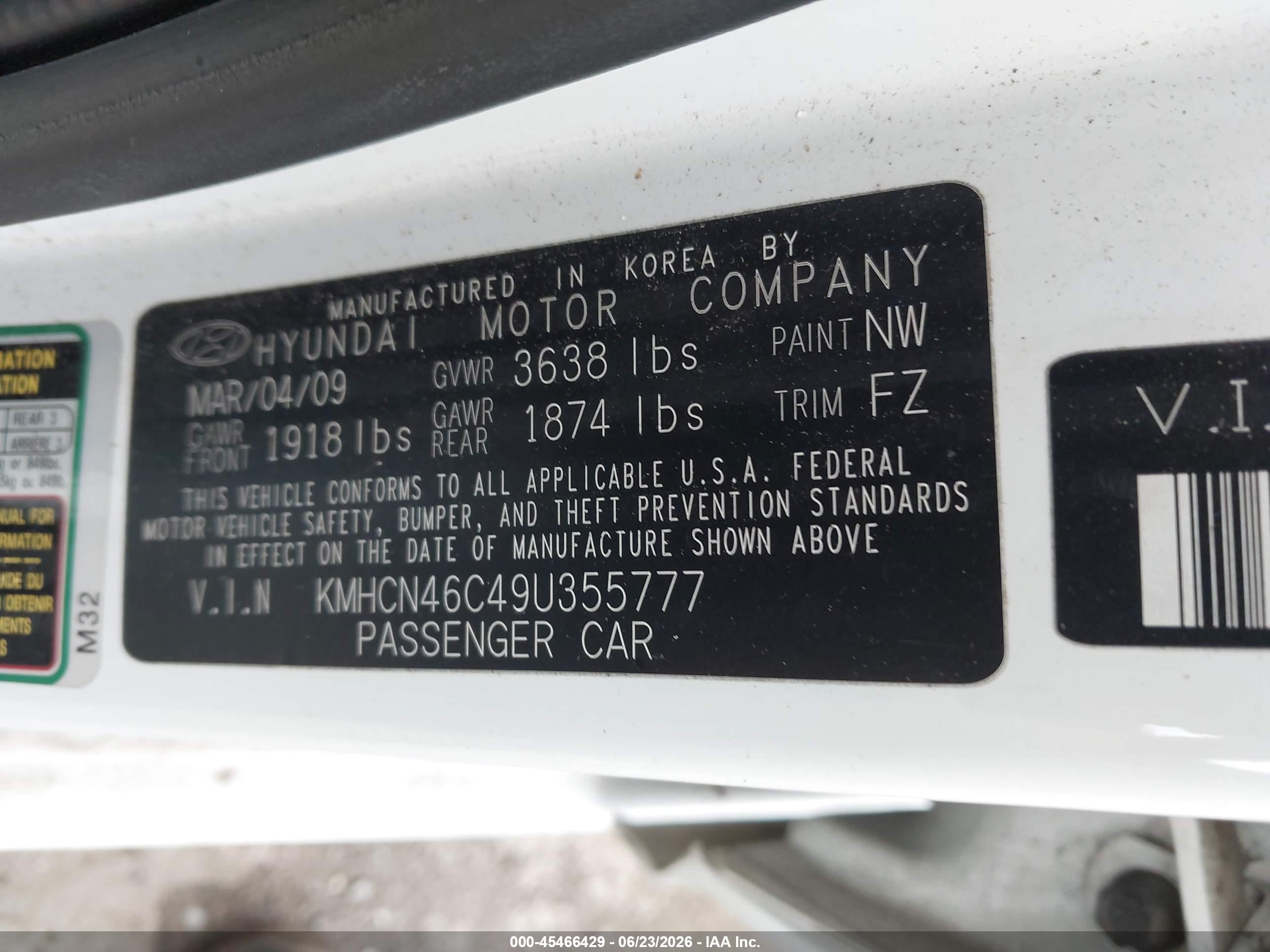 2009 Hyundai Accent Gls White vin: KMHCN46C49U355777