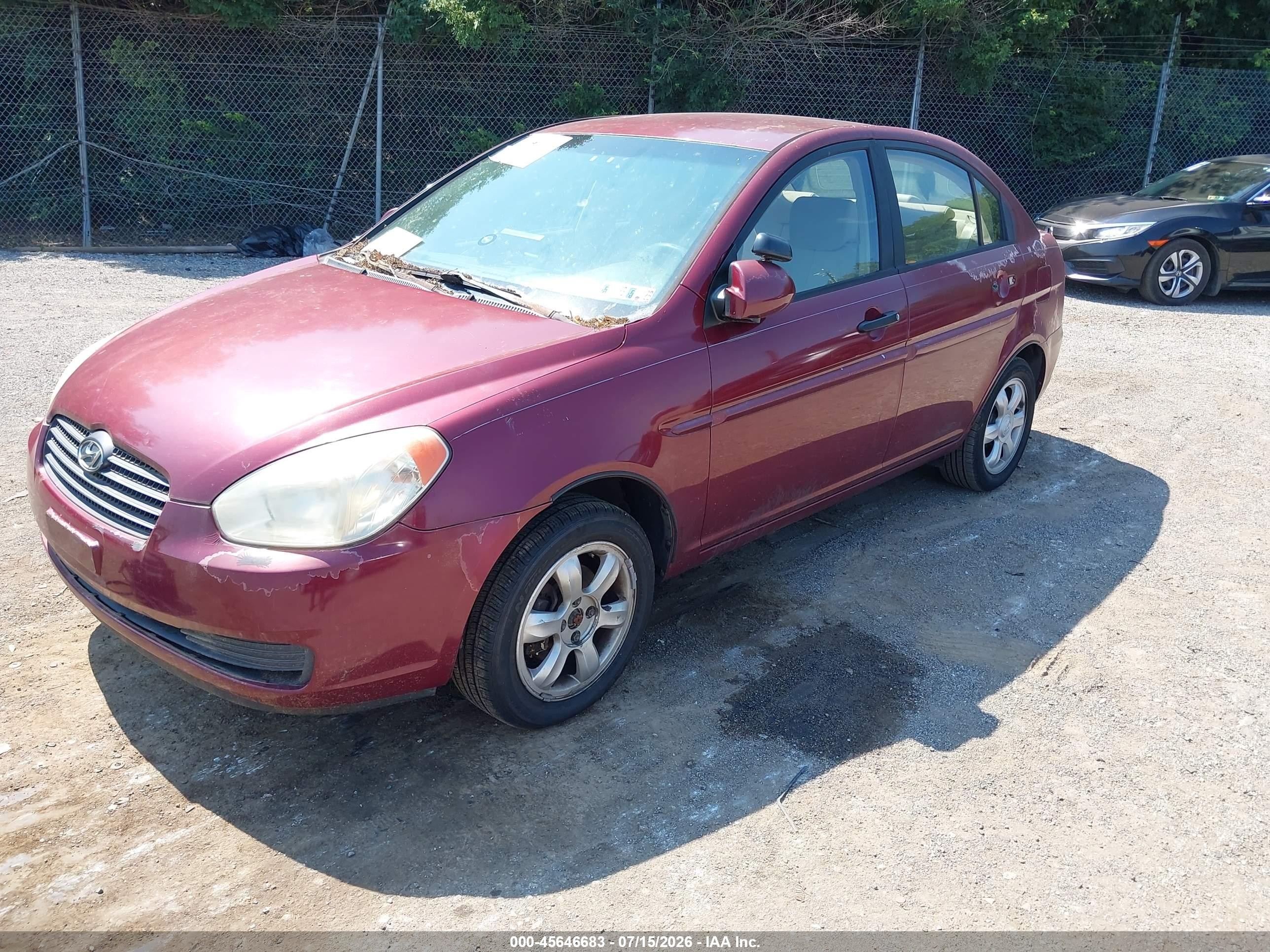 2006 Hyundai Accent Gls Maroon vin: KMHCN46C56U017199