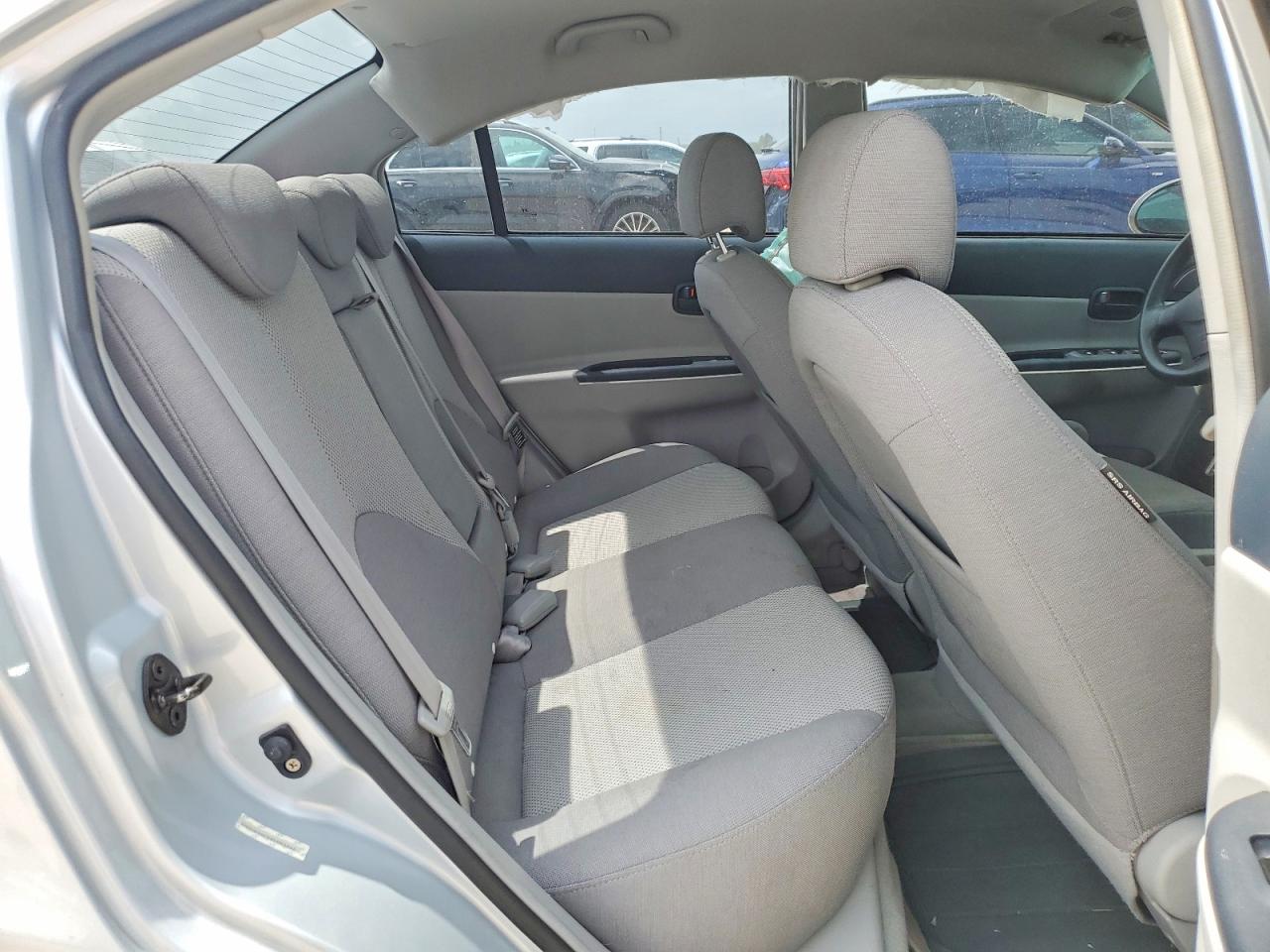 2006 Hyundai Accent Gls Silver vin: KMHCN46C56U063048