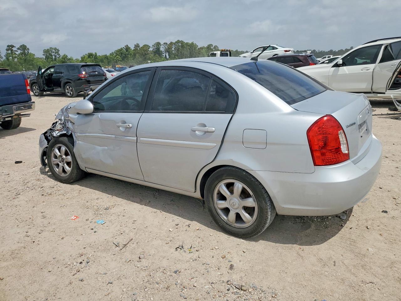 2006 Hyundai Accent Gls Silver vin: KMHCN46C56U063048