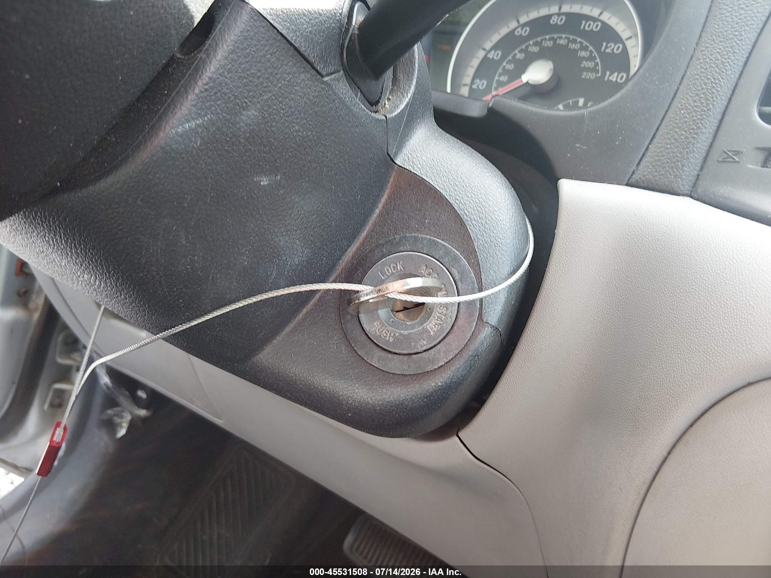 2008 Hyundai Accent Gls Silver vin: KMHCN46C68U235445