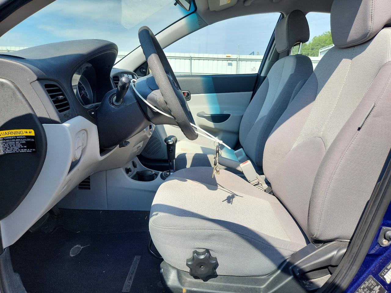 2009 Hyundai Accent Gls Blue vin: KMHCN46C69U299440