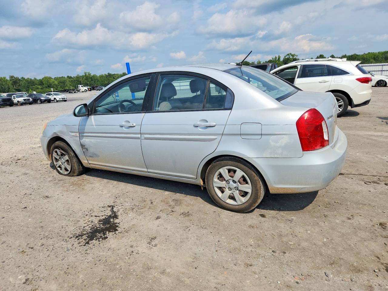 2007 Hyundai Accent Gls Серебряный vin: KMHCN46C77U119542