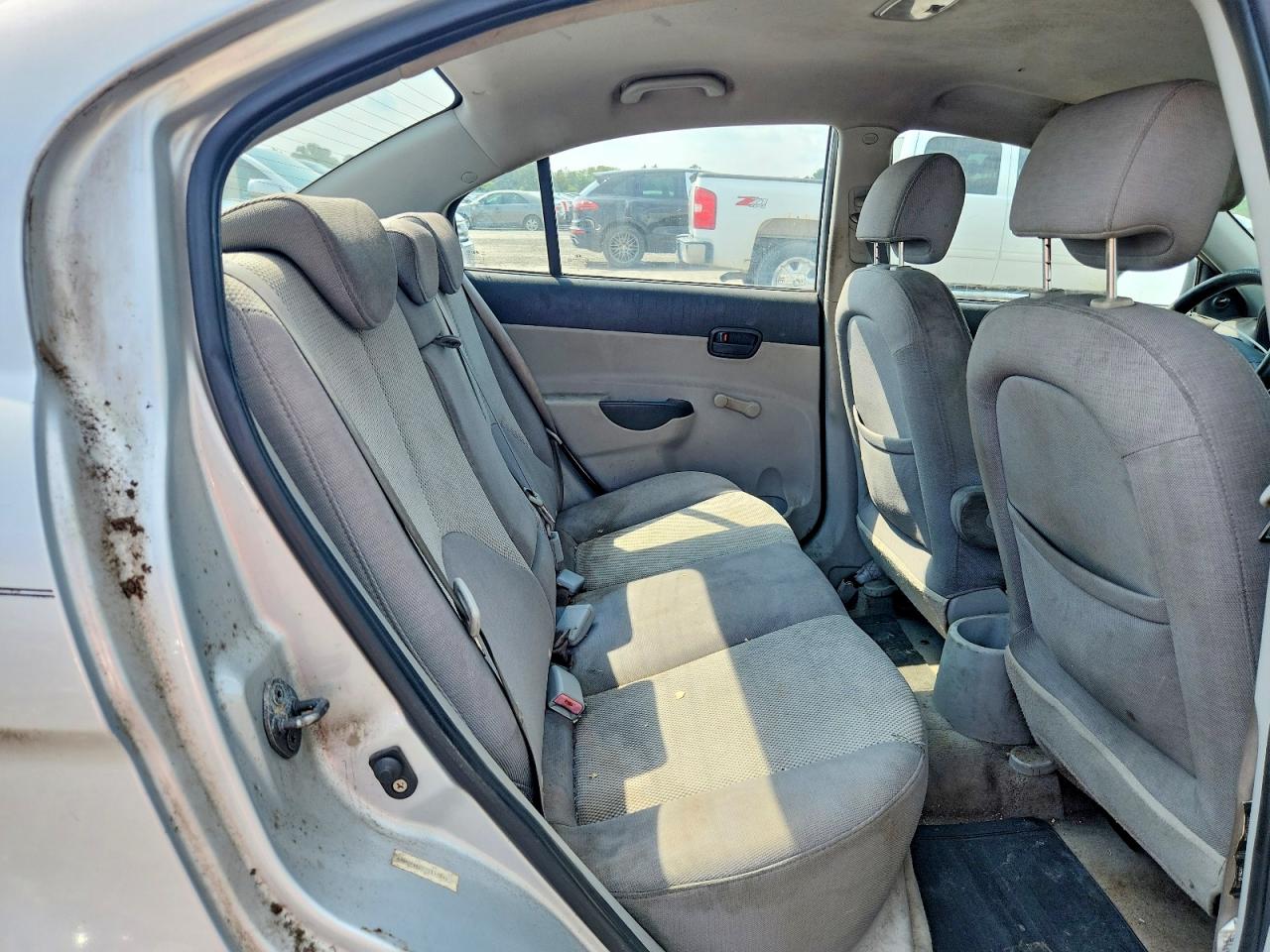 2007 Hyundai Accent Gls Silver vin: KMHCN46C77U119542