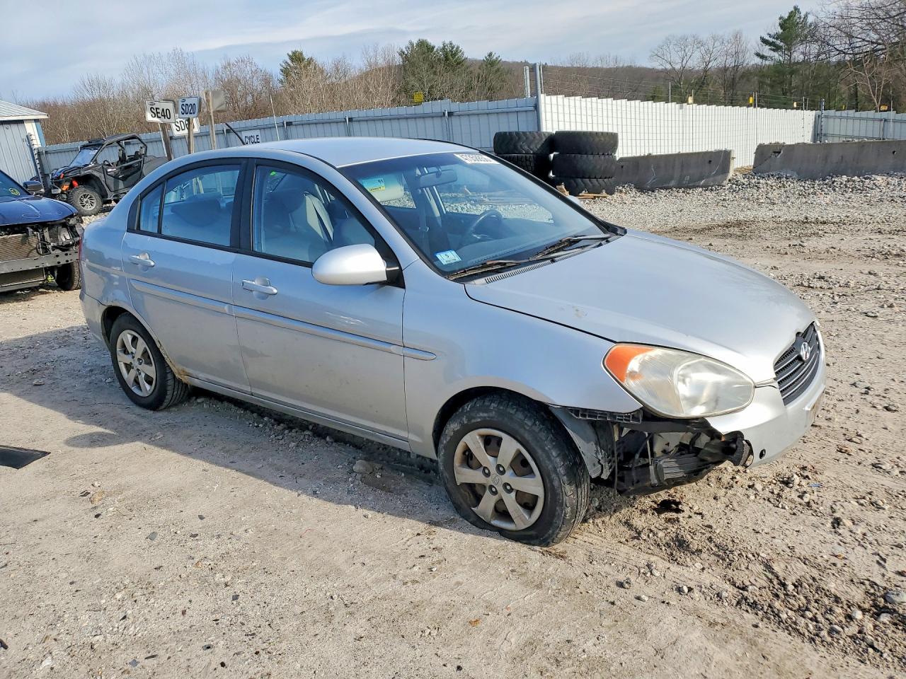 2008 Hyundai Accent Gls Серебряный vin: KMHCN46C78U249242