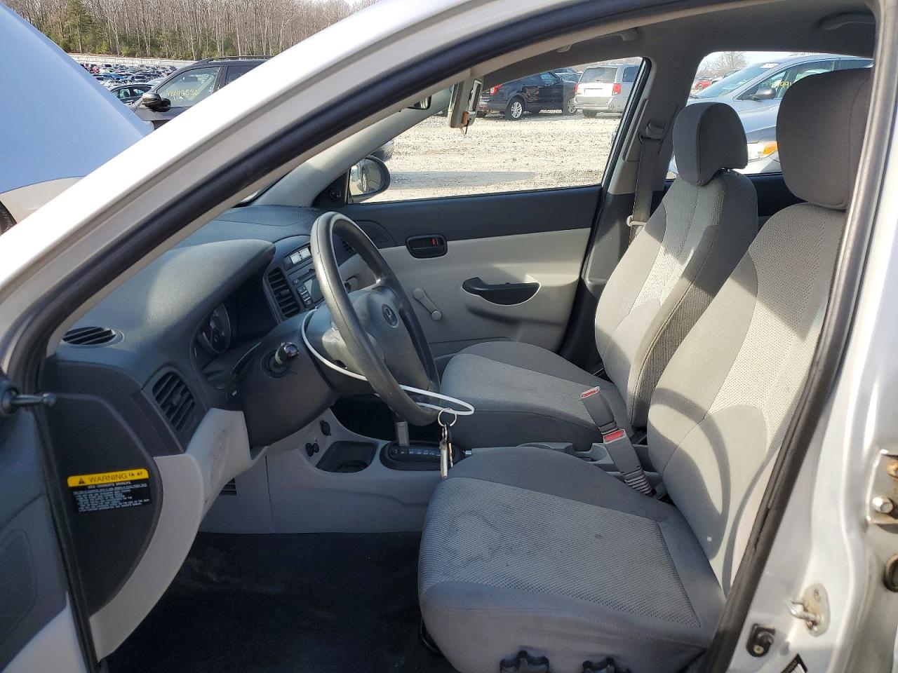 2008 Hyundai Accent Gls Серебряный vin: KMHCN46C78U249242