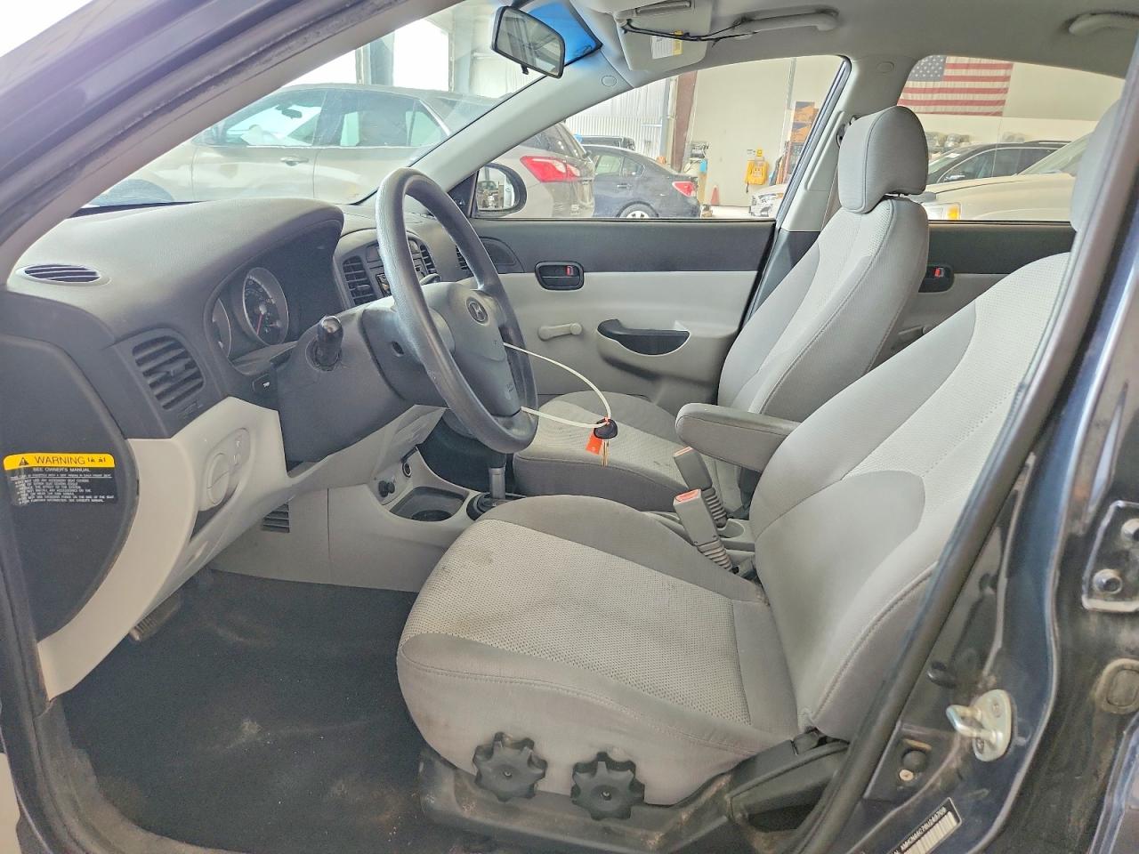 2008 Hyundai Accent Gls Gray vin: KMHCN46C78U249709
