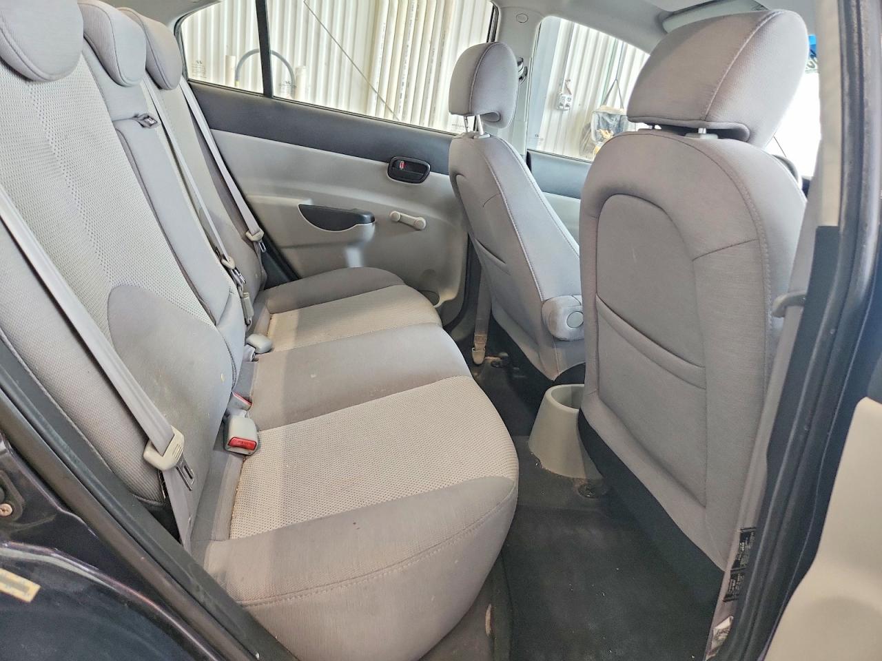 2008 Hyundai Accent Gls Gray vin: KMHCN46C78U249709