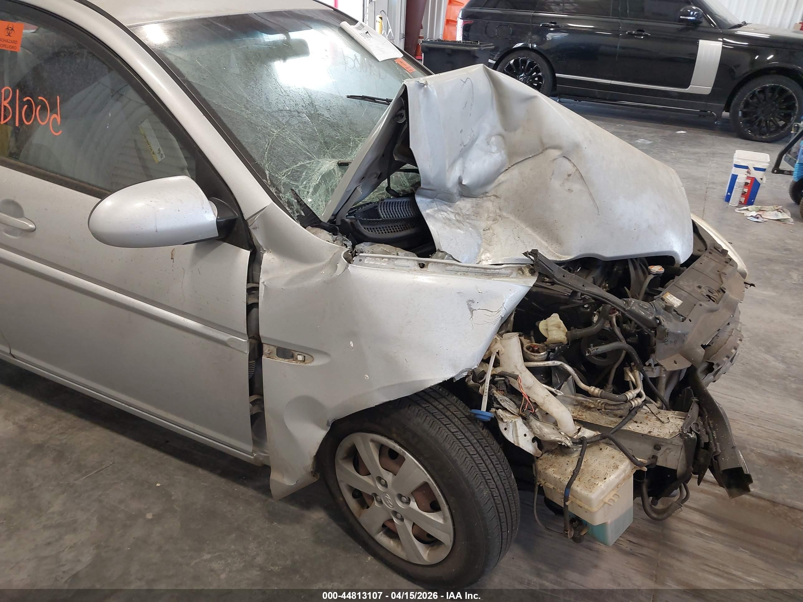 2009 Hyundai Accent Gls Серебряный vin: KMHCN46C79U284168