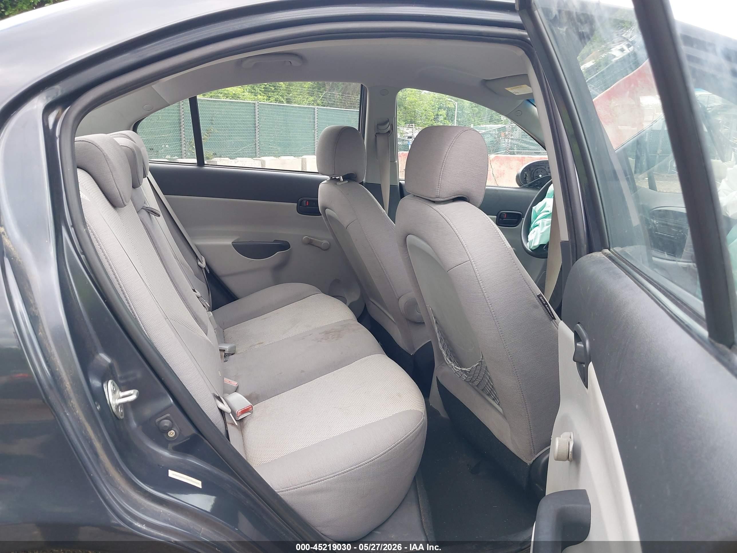 2009 Hyundai Accent Gls Gray vin: KMHCN46C79U368314