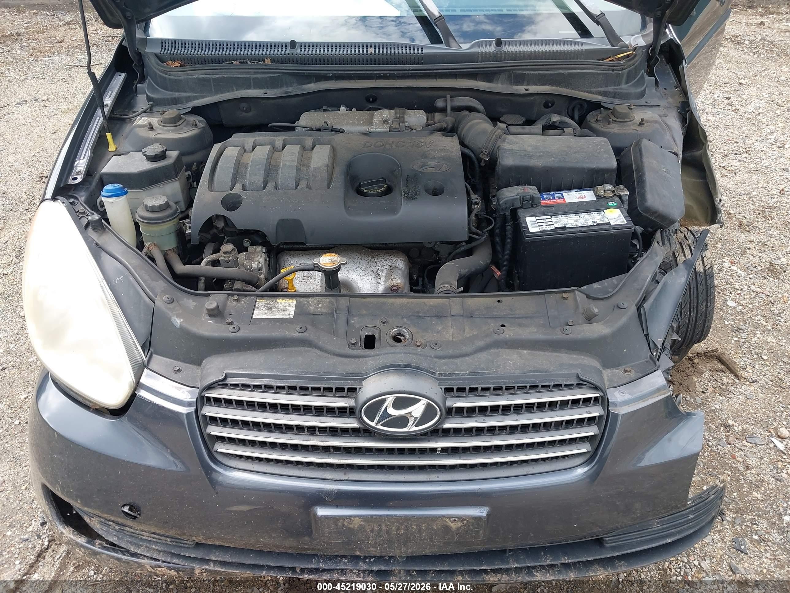 2009 Hyundai Accent Gls Gray vin: KMHCN46C79U368314