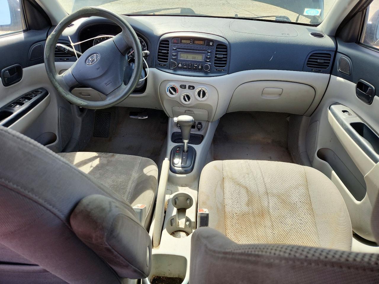 2007 Hyundai Accent Gls Gray vin: KMHCN46C87U078290