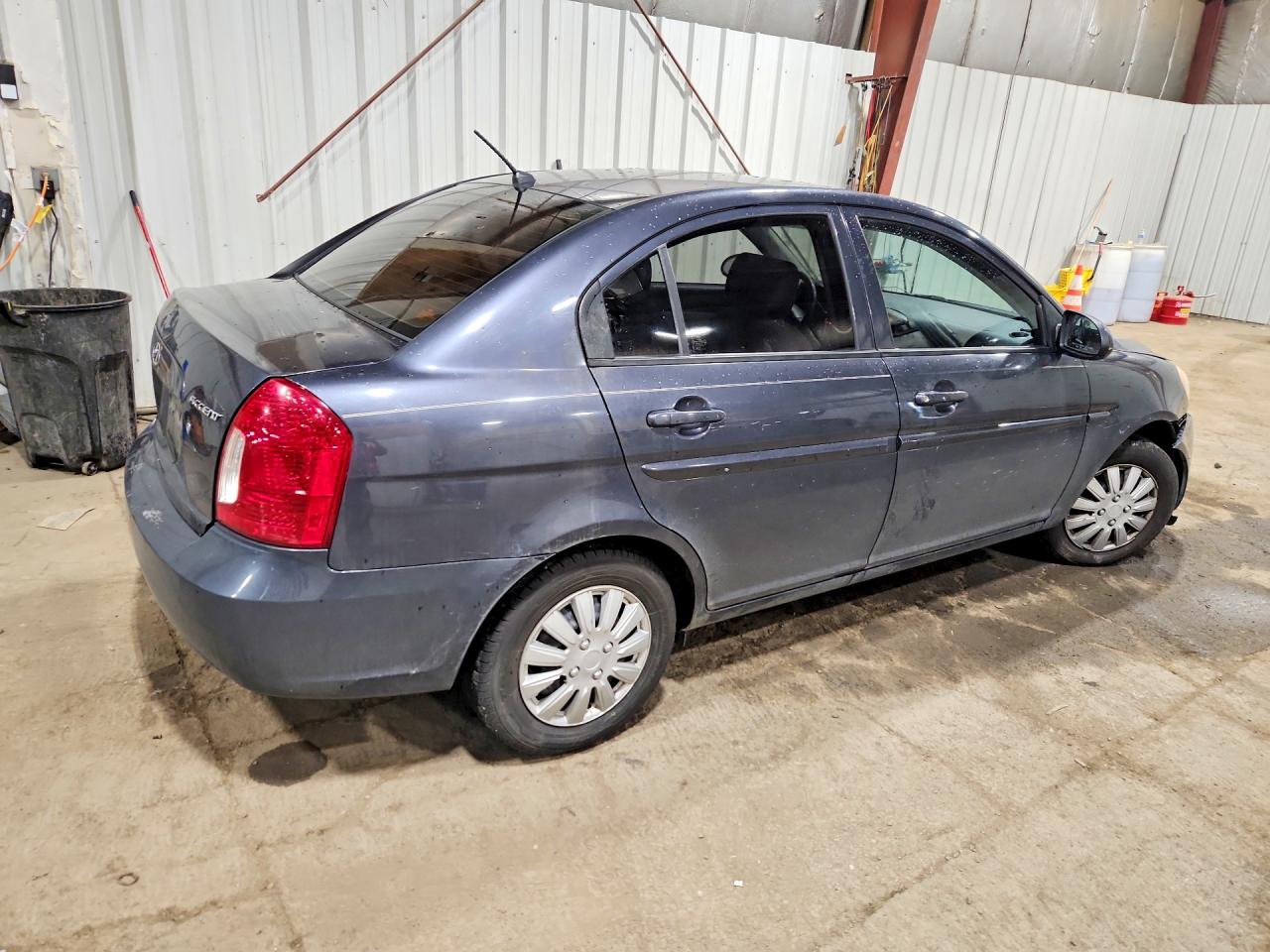 2008 Hyundai Accent Gls Серый vin: KMHCN46C88U182943