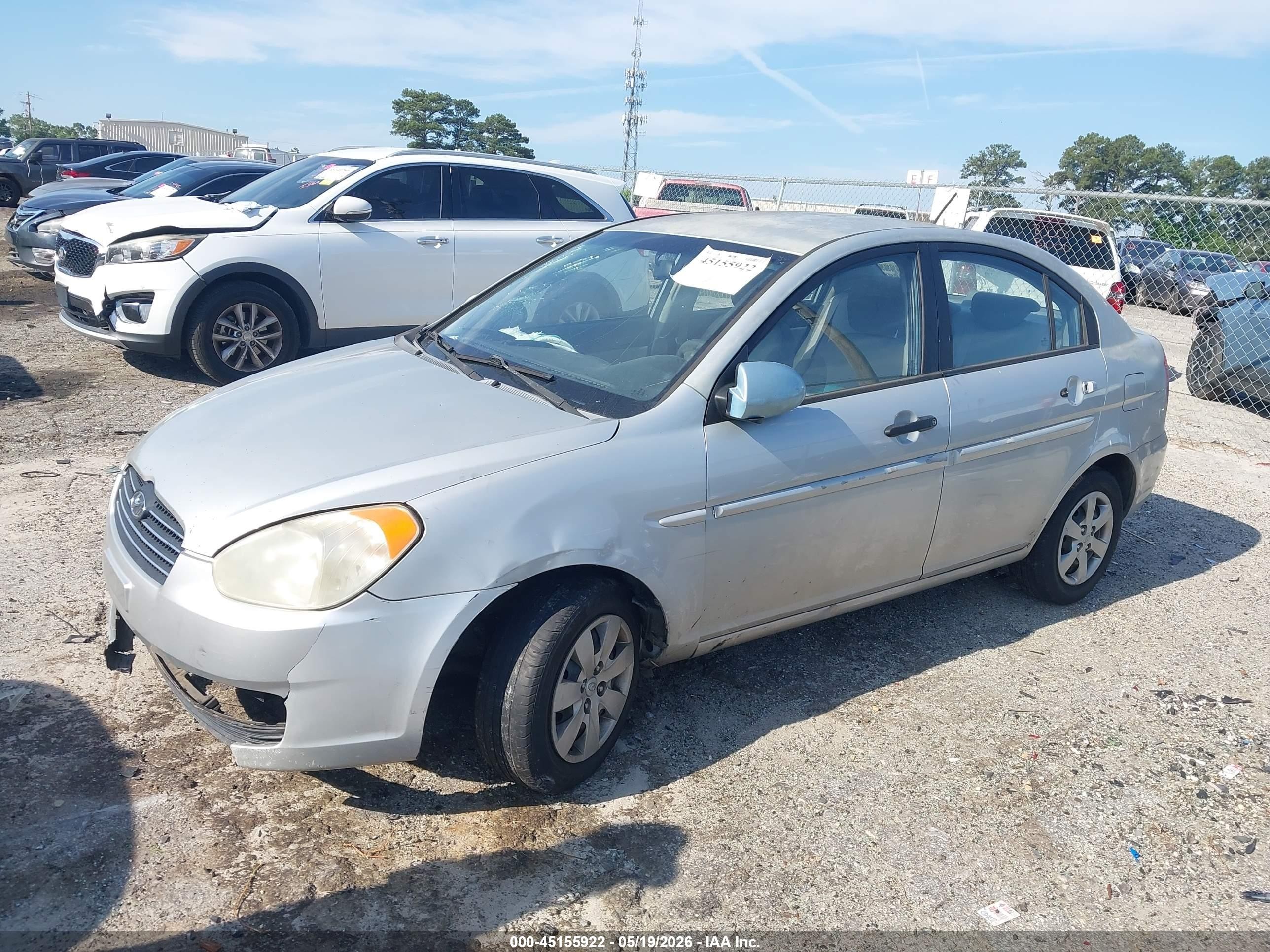 2009 Hyundai Accent Gls Серебряный vin: KMHCN46C89U319381