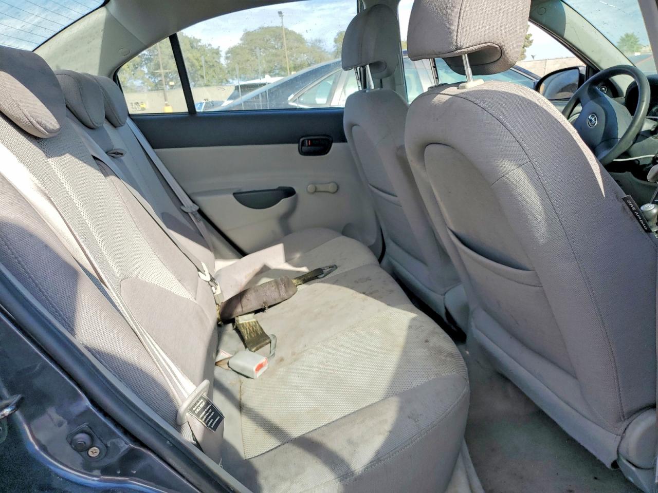 2007 Hyundai Accent Gls Серый vin: KMHCN46C97U141851