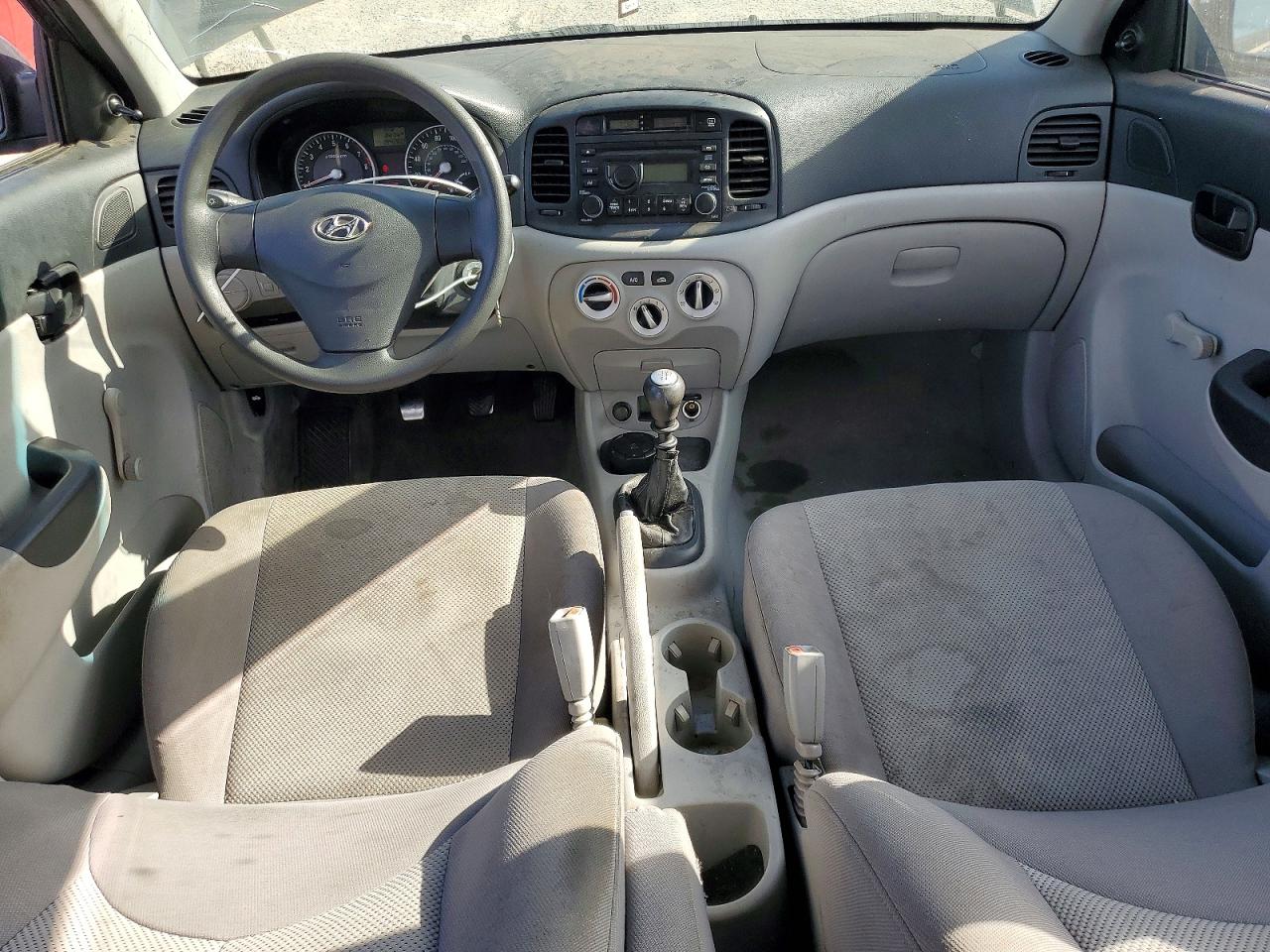 2007 Hyundai Accent Gls Серый vin: KMHCN46C97U141851