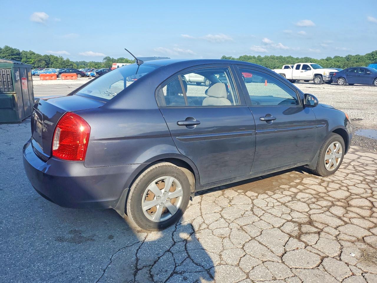 2008 Hyundai Accent Gls Black vin: KMHCN46C98U175452