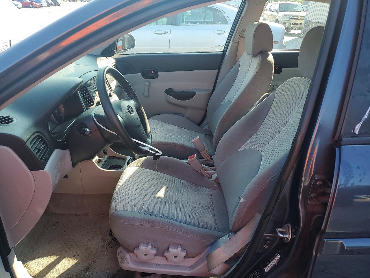 2008 Hyundai Accent Gls Black vin: KMHCN46C98U175452