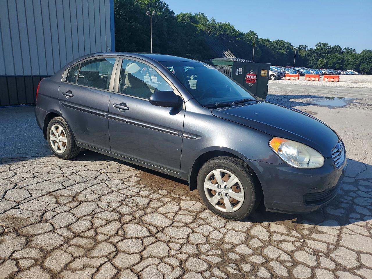 2008 Hyundai Accent Gls Black vin: KMHCN46C98U175452