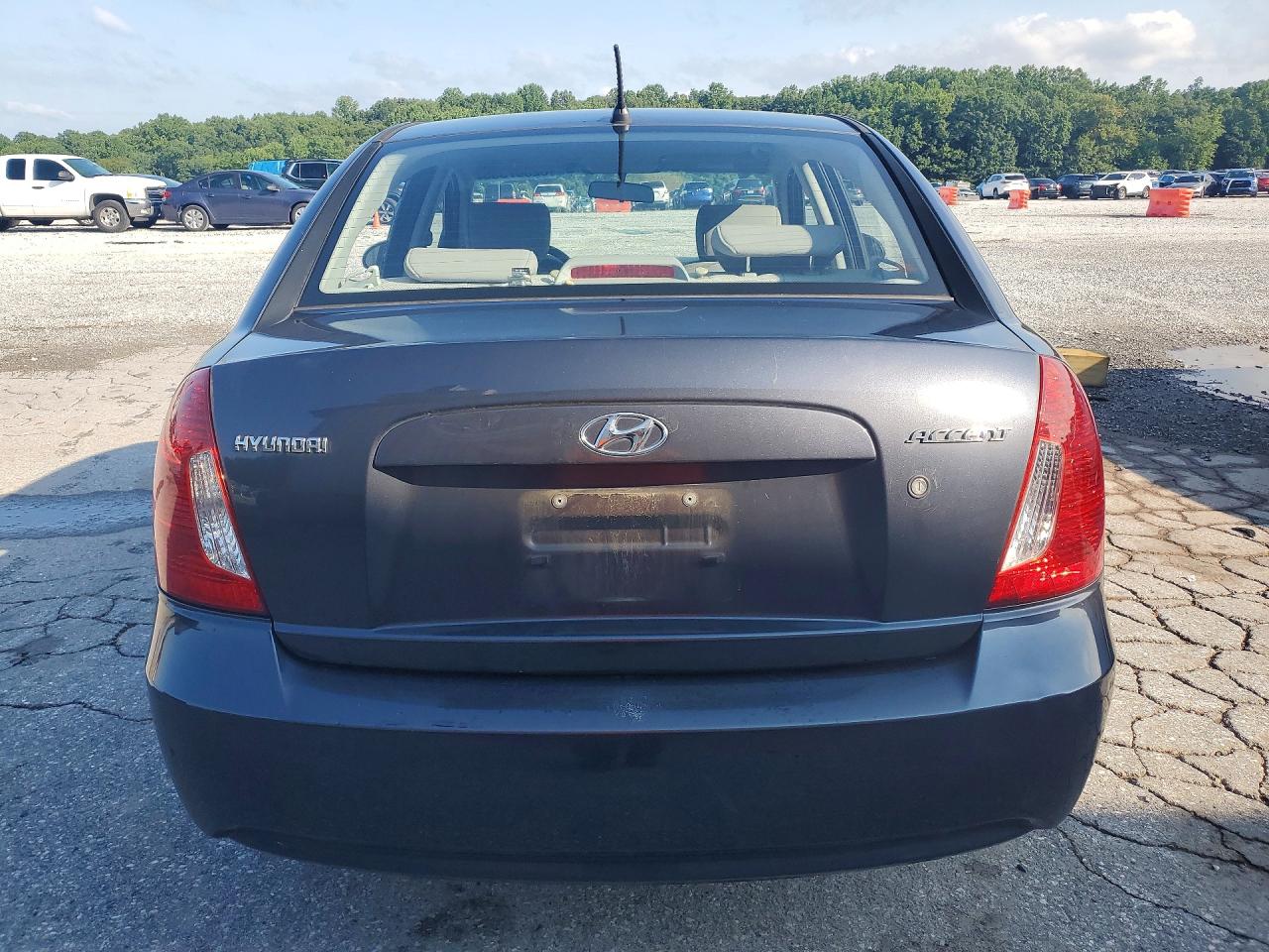 2008 Hyundai Accent Gls Black vin: KMHCN46C98U175452