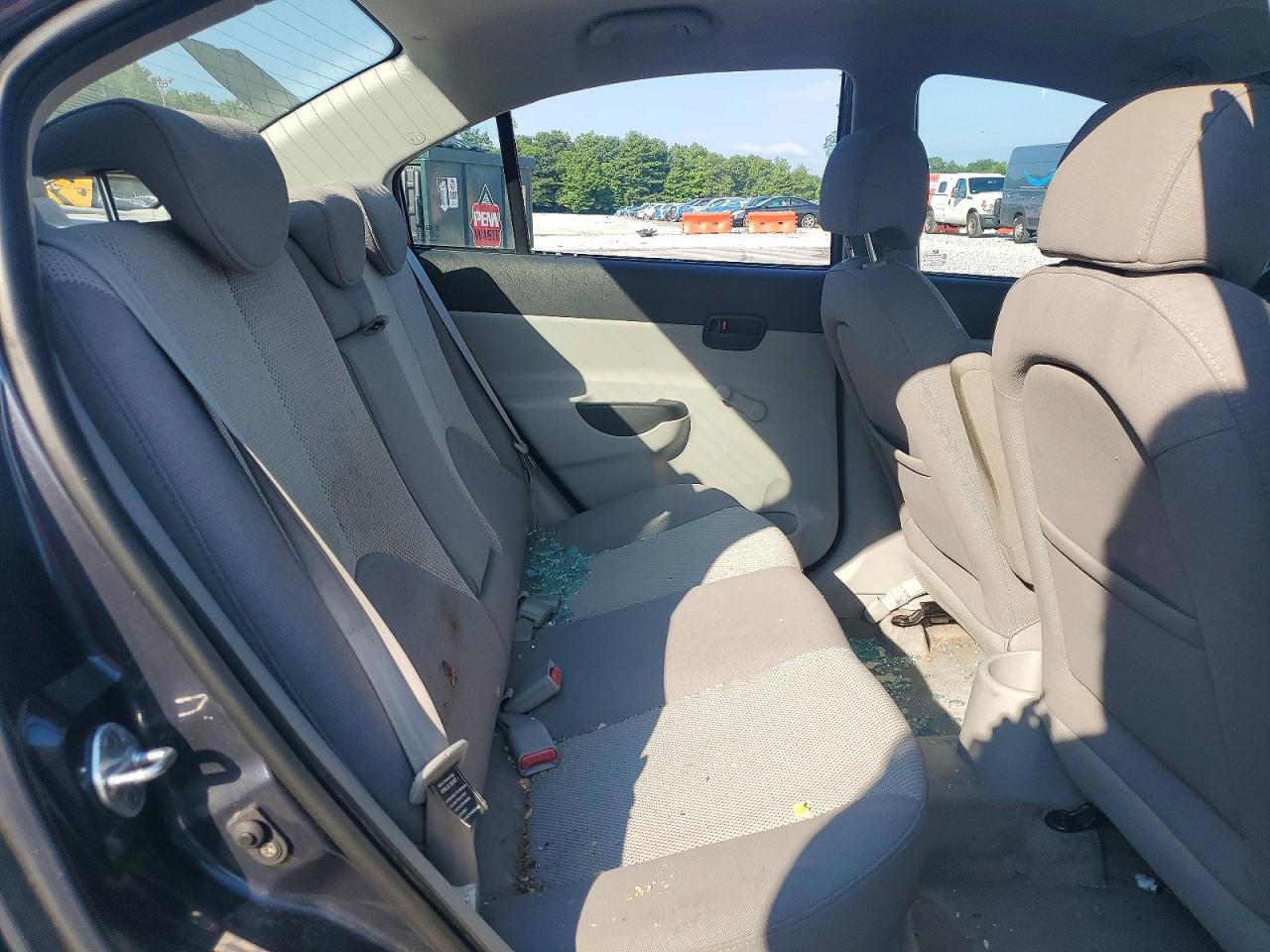 2008 Hyundai Accent Gls Black vin: KMHCN46C98U175452