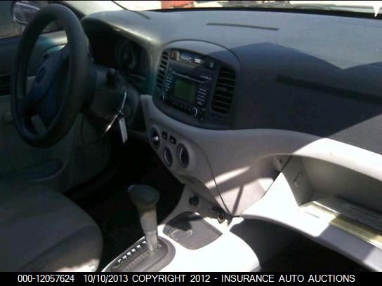 2008 Hyundai Accent Gls 4-door vin: KMHCN46C98U258699
