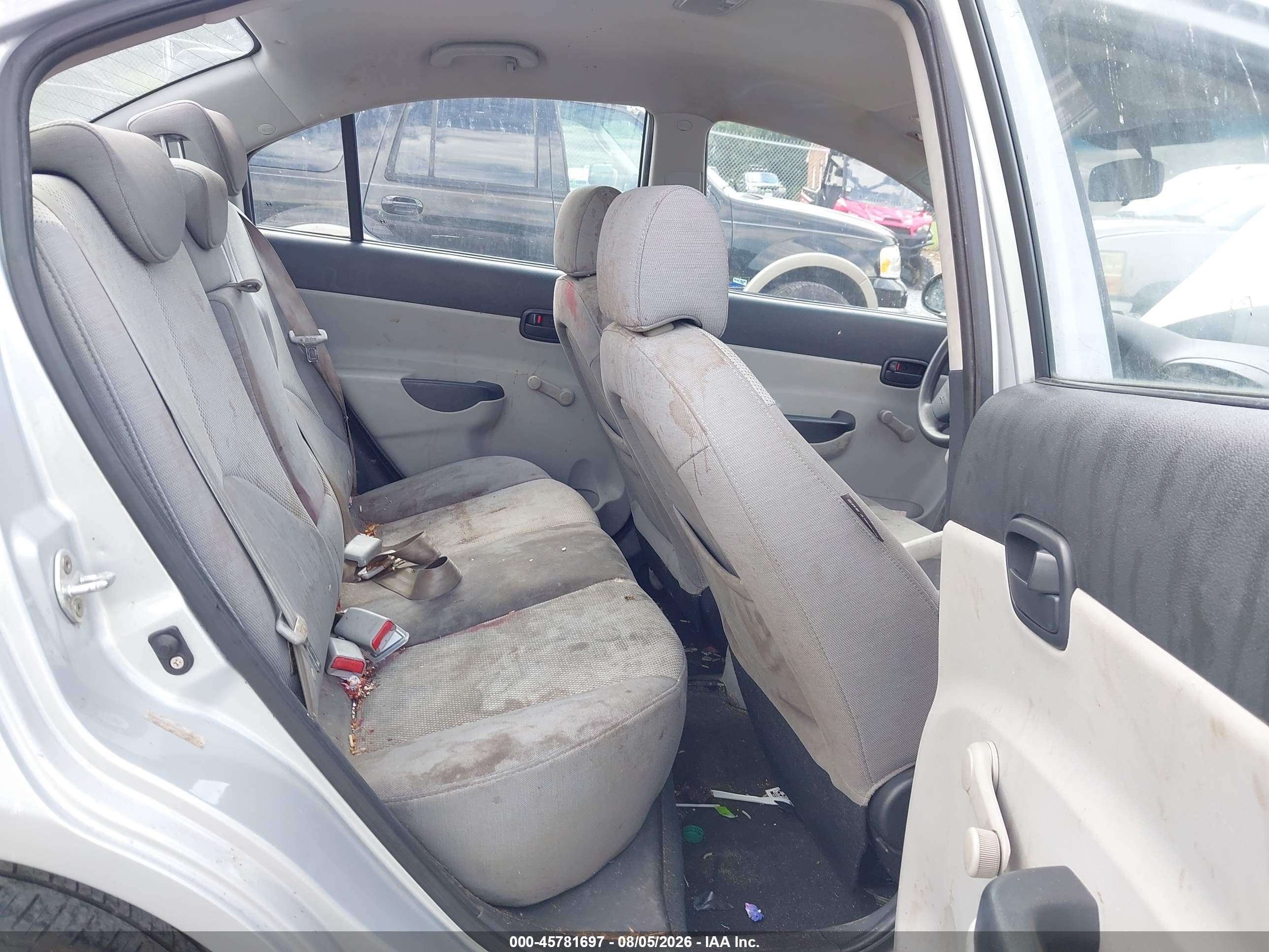 2008 Hyundai Accent Gls Серебряный vin: KMHCN46C98U258797