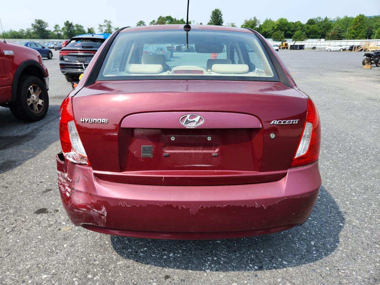 2009 Hyundai Accent Gls Красный vin: KMHCN46C99U320314
