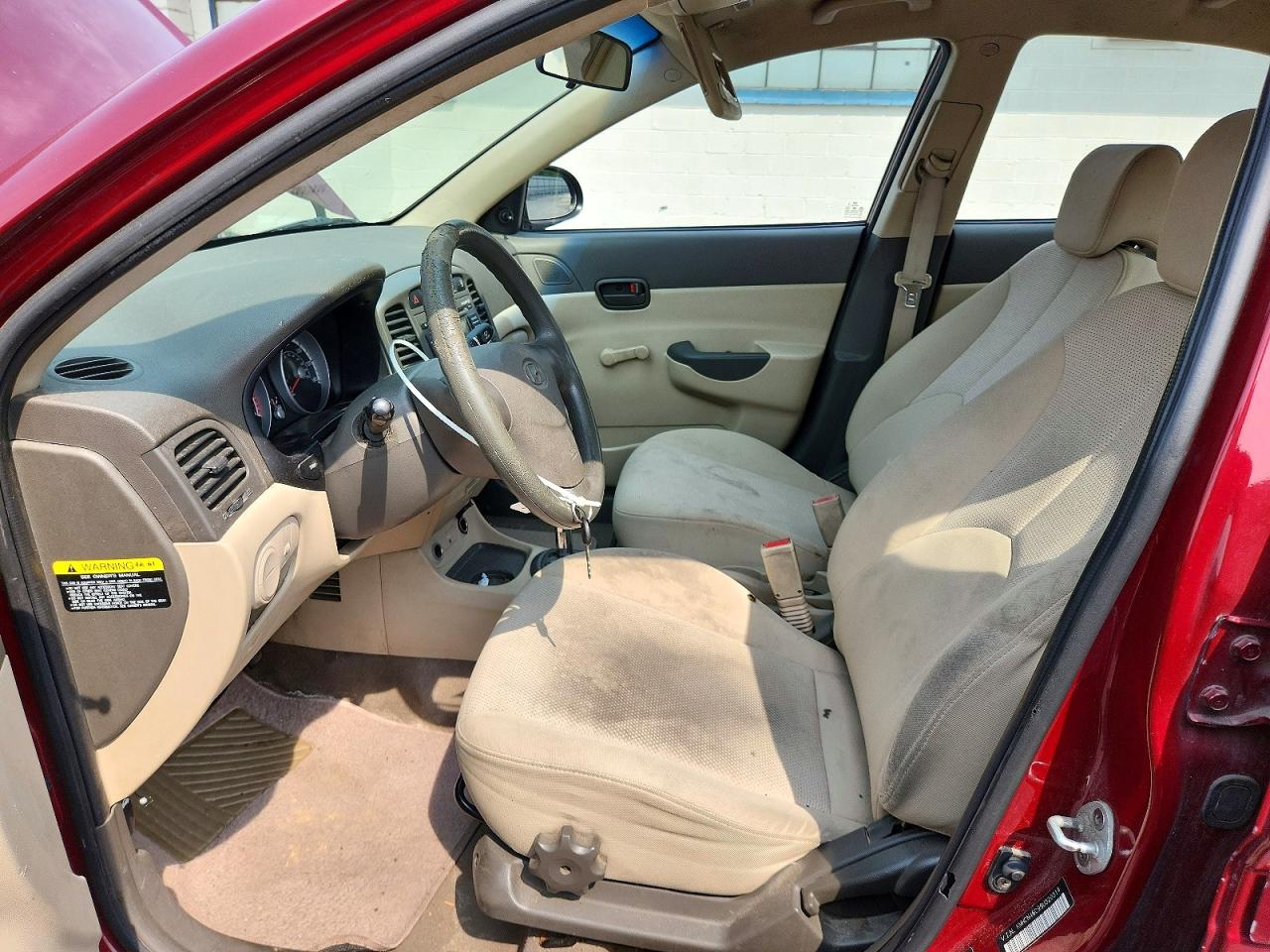 2009 Hyundai Accent Gls Красный vin: KMHCN46C99U320314