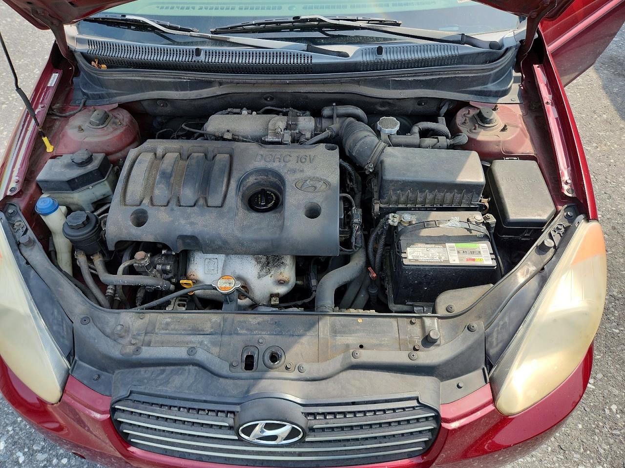 2009 Hyundai Accent Gls Красный vin: KMHCN46C99U320314